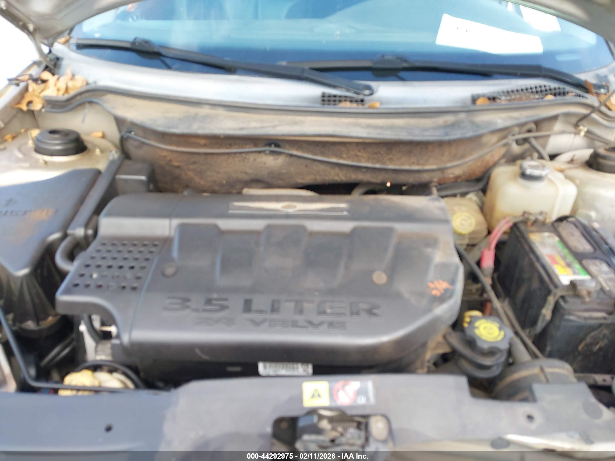 2004 Chrysler Pacifica   Silver vin: 2C8GF68424R302035