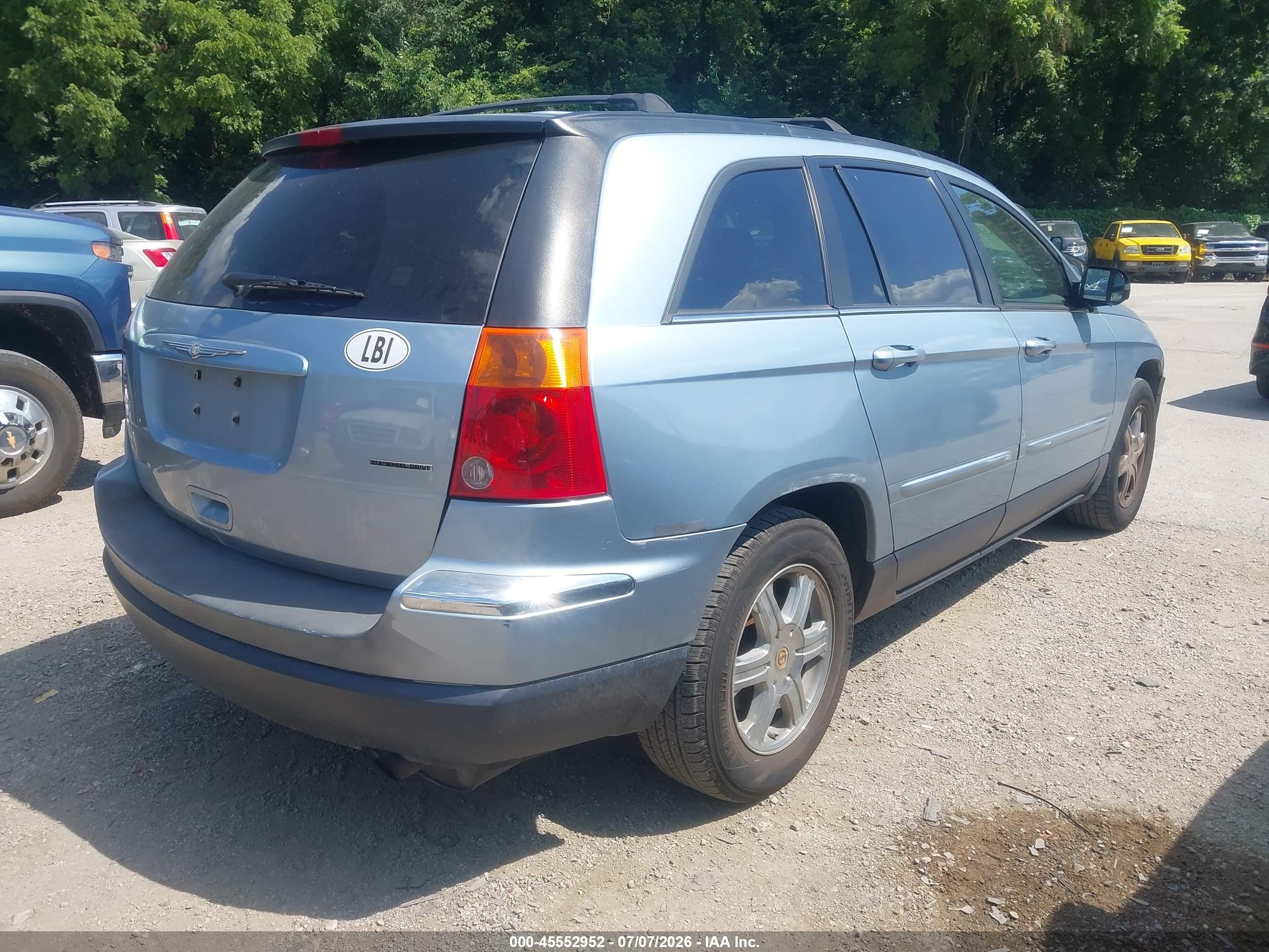2004 Chrysler Pacifica   Blue vin: 2C8GF68444R331410