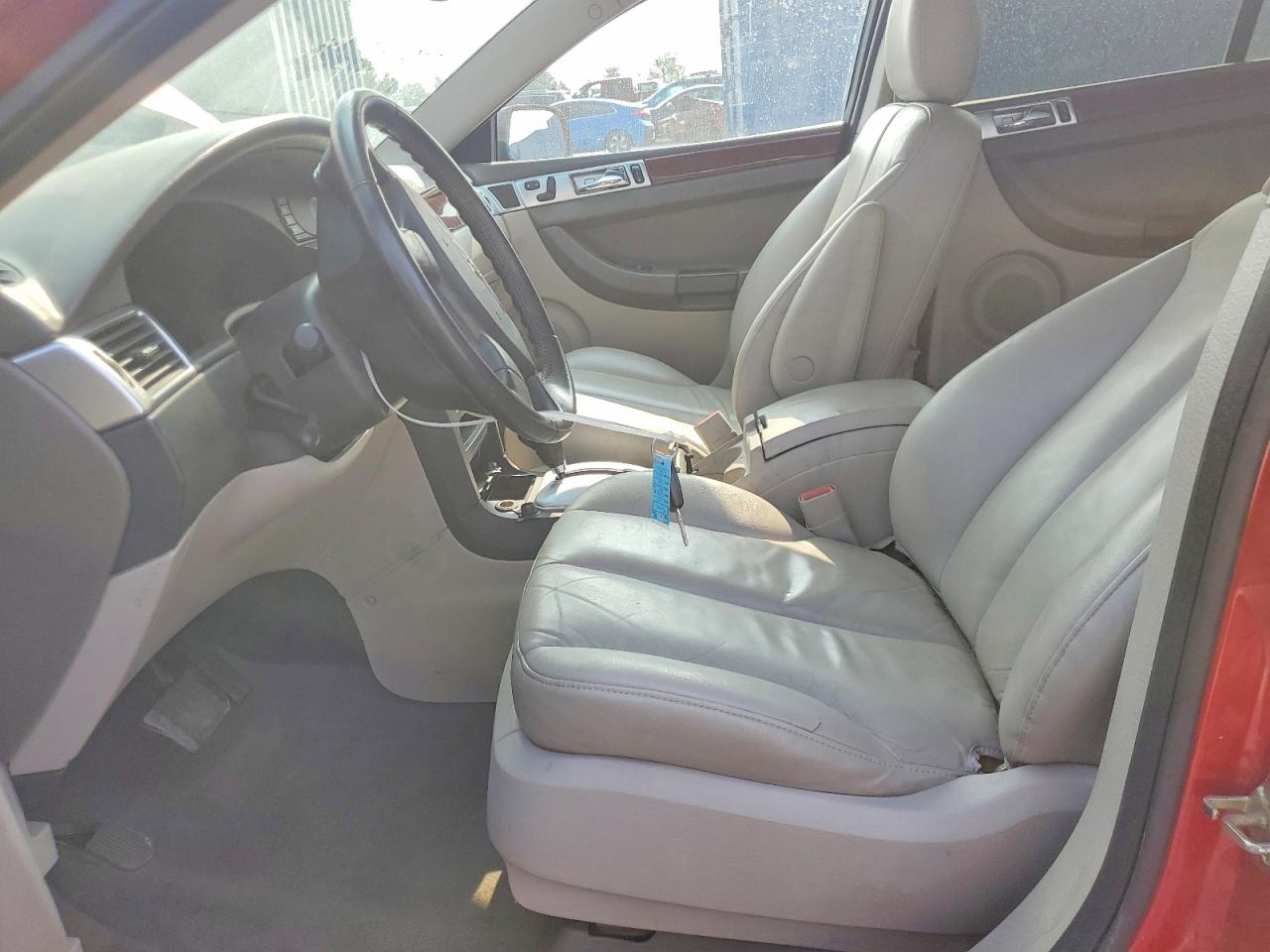 2004 Chrysler Pacifica Red vin: 2C8GF68444R514340