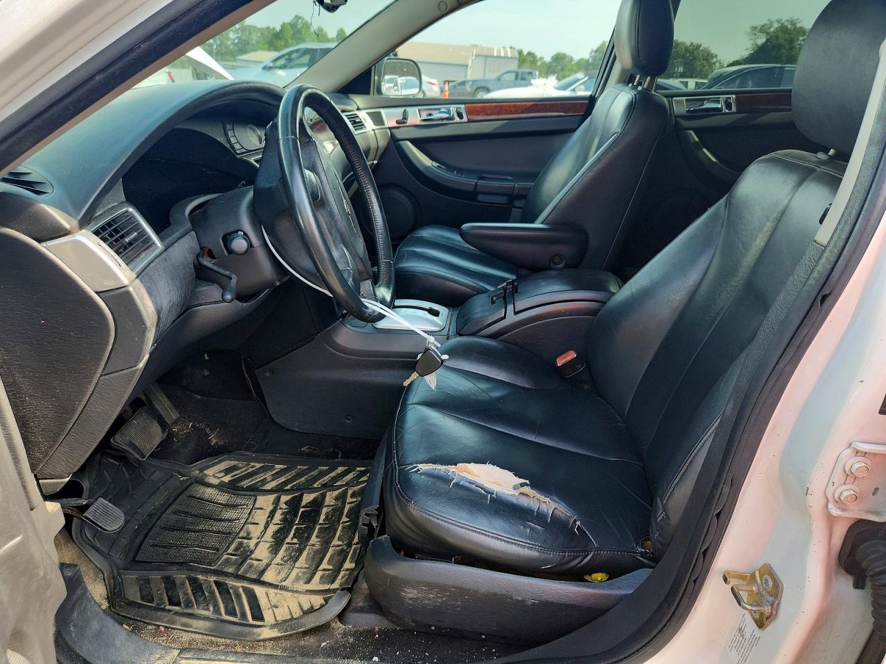 2004 Chrysler Pacifica White vin: 2C8GF68454R314616