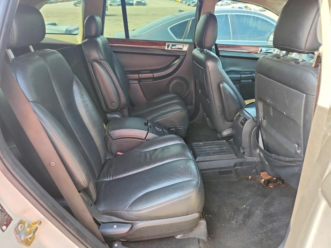 2004 Chrysler Pacifica White vin: 2C8GF68454R314616
