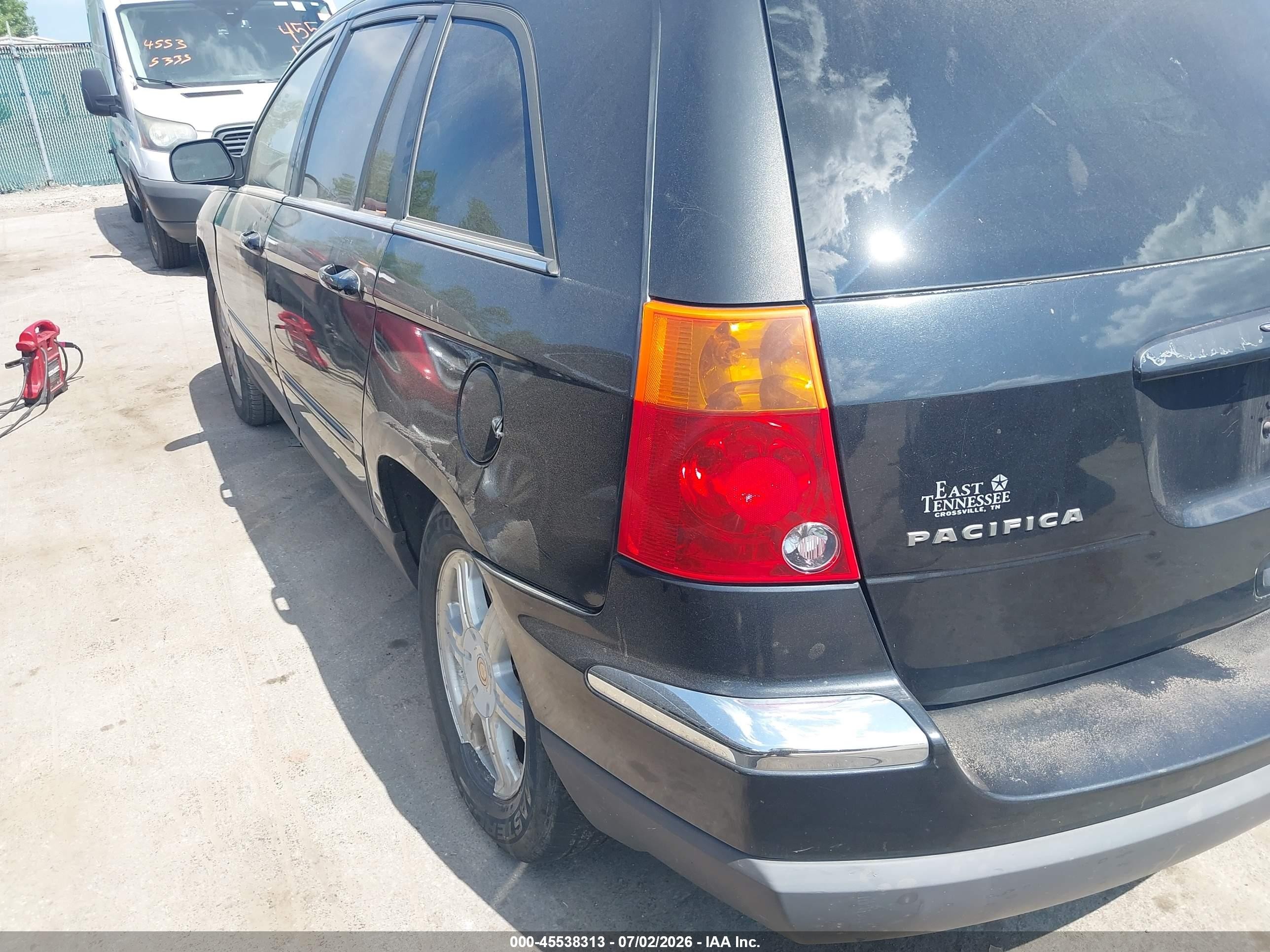 2004 Chrysler Pacifica   Black vin: 2C8GF68454R329892