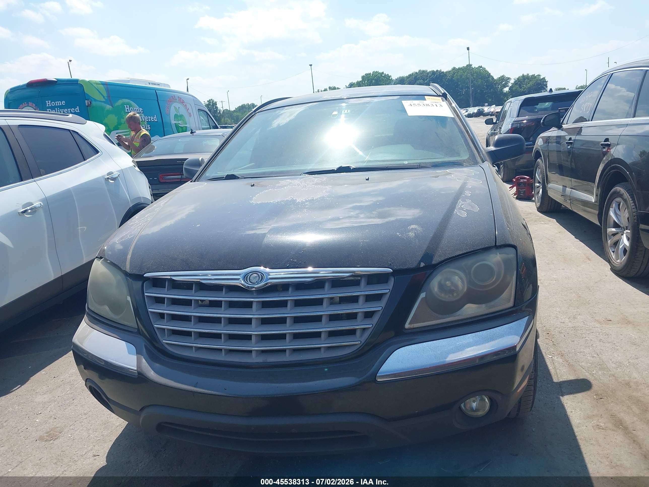 2004 Chrysler Pacifica   Black vin: 2C8GF68454R329892