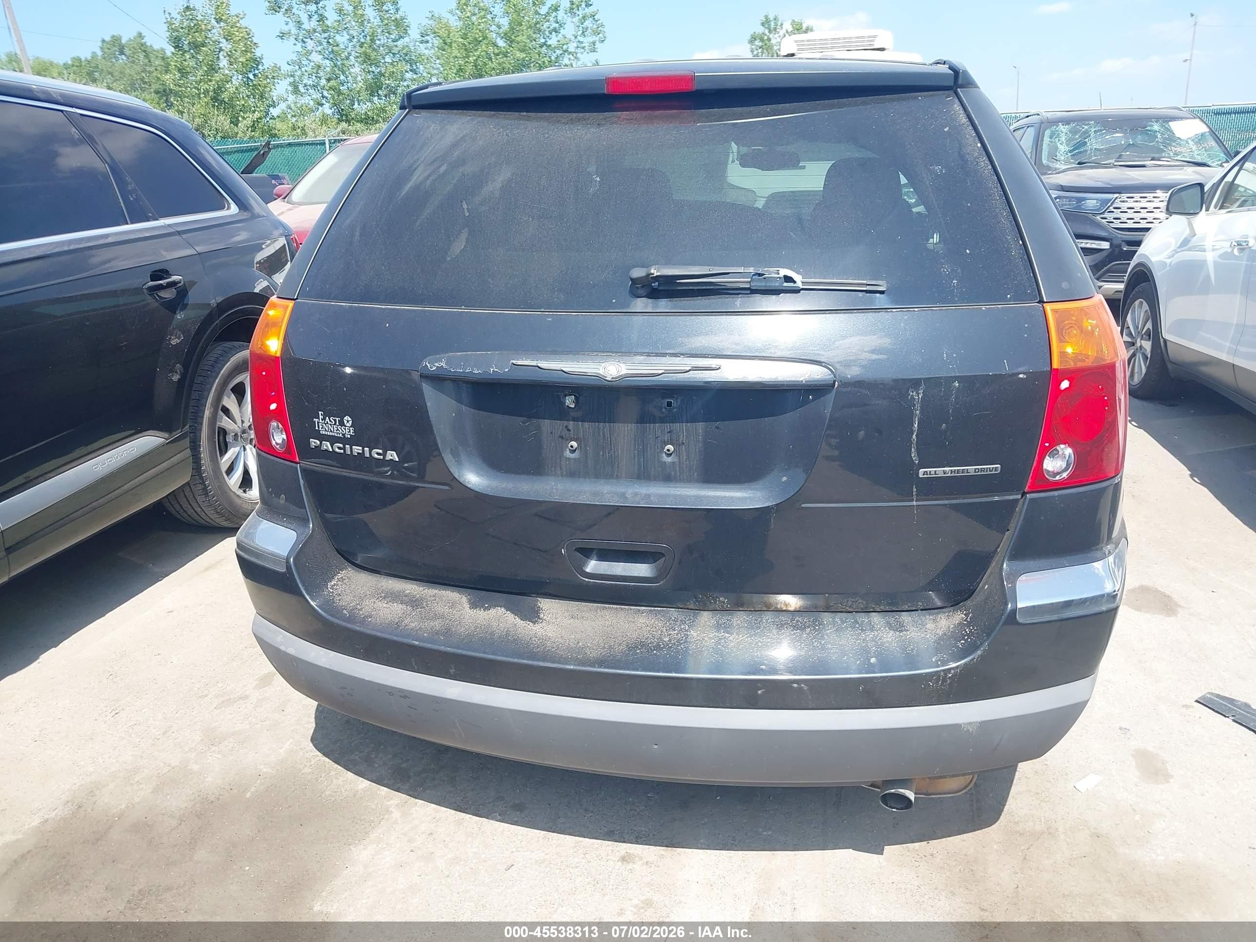 2004 Chrysler Pacifica   Black vin: 2C8GF68454R329892