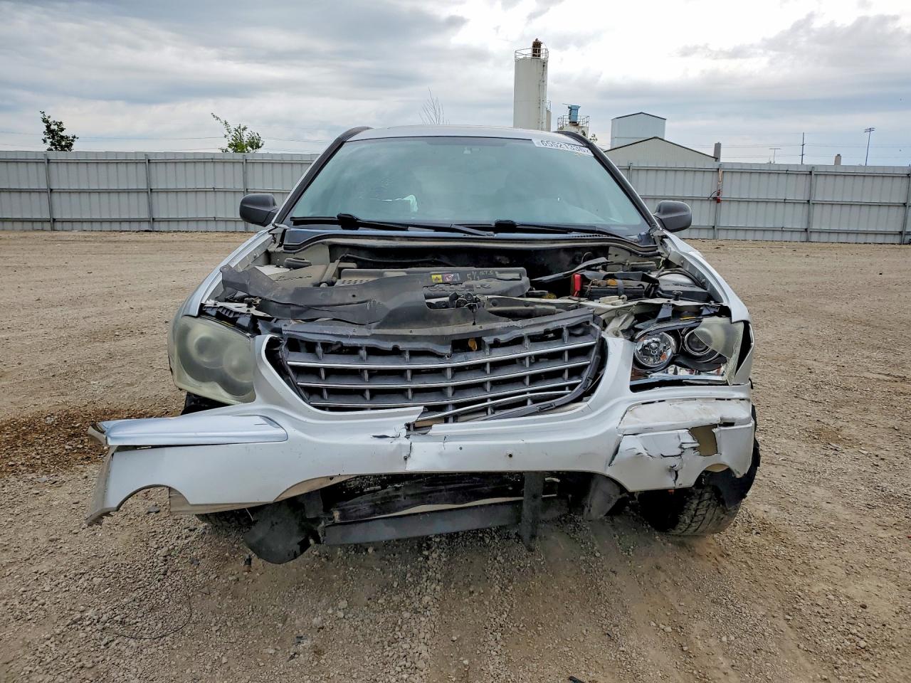 2004 Chrysler Pacifica Gray vin: 2C8GF68464R179520