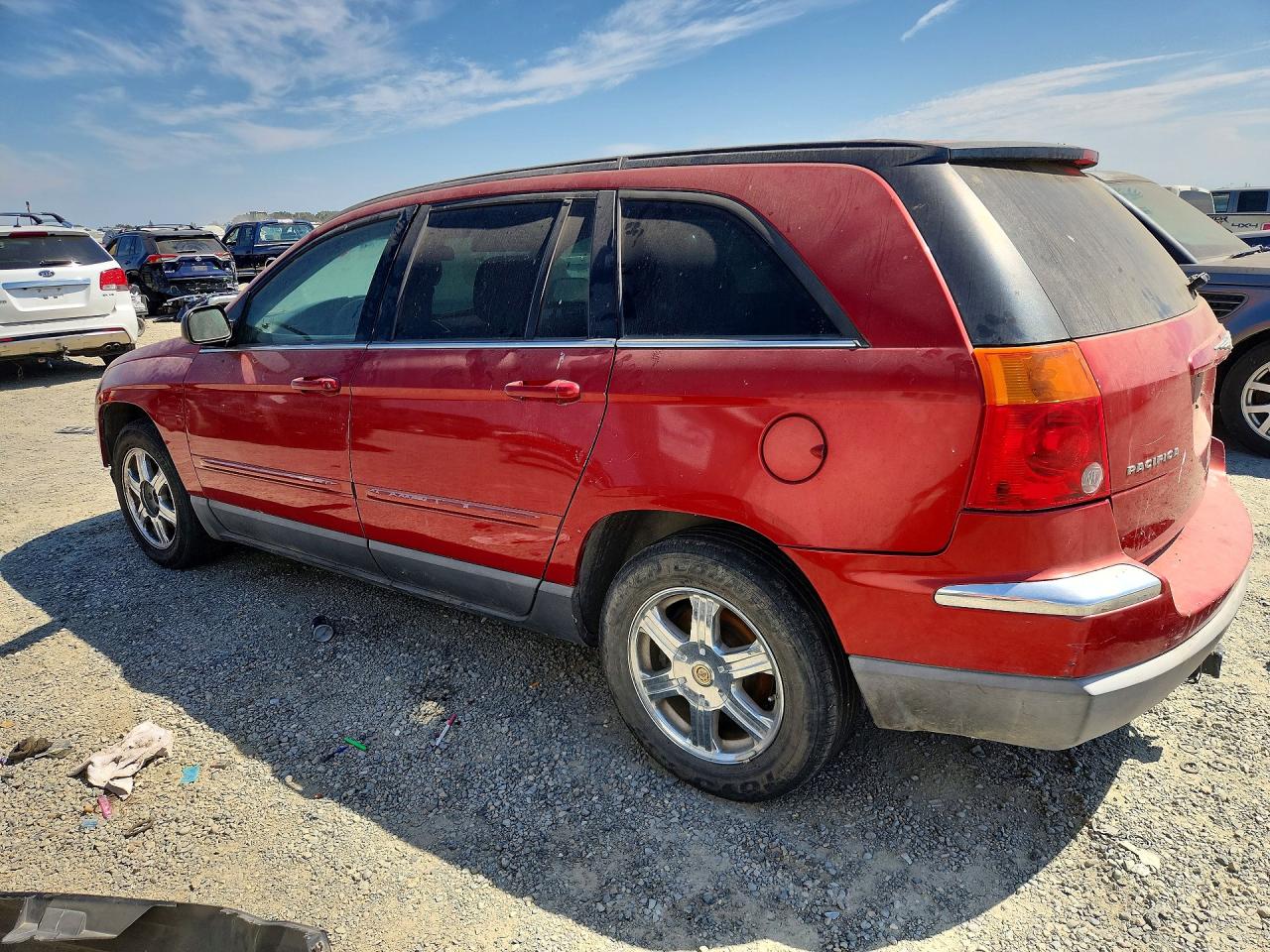2004 Chrysler Pacifica Red vin: 2C8GF68464R364571