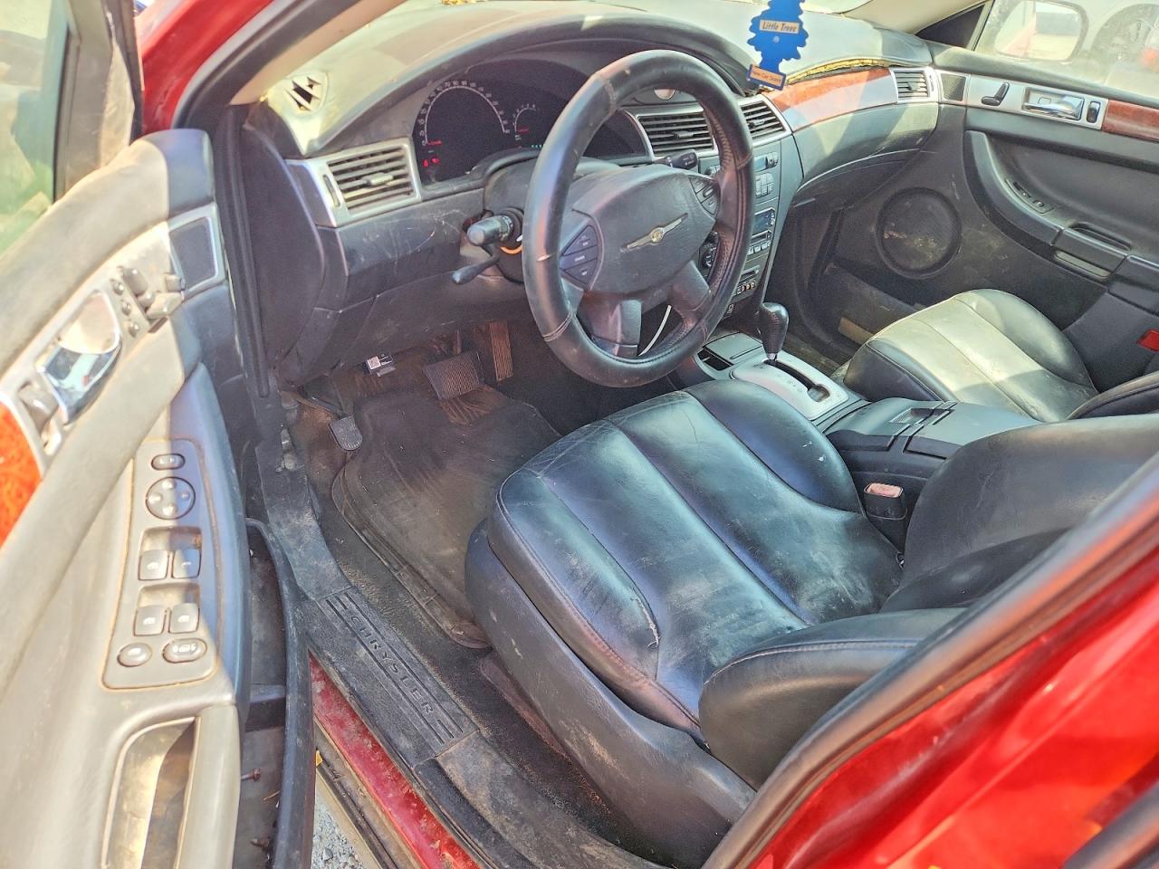 2004 Chrysler Pacifica Red vin: 2C8GF68464R364571