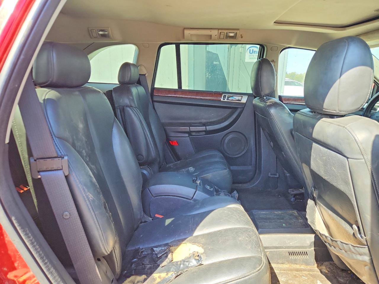 2004 Chrysler Pacifica Red vin: 2C8GF68464R364571