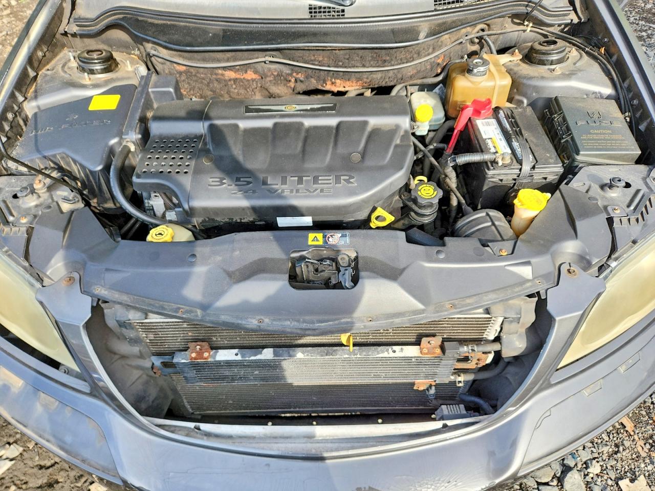 2004 Chrysler Pacifica Gray vin: 2C8GF68464R550109