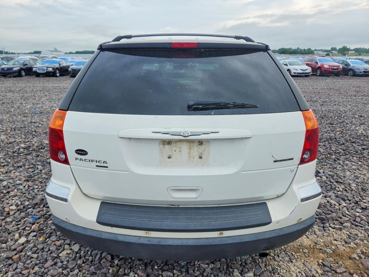 2005 Chrysler Pacifica Touring Белый vin: 2C8GF68465R445474