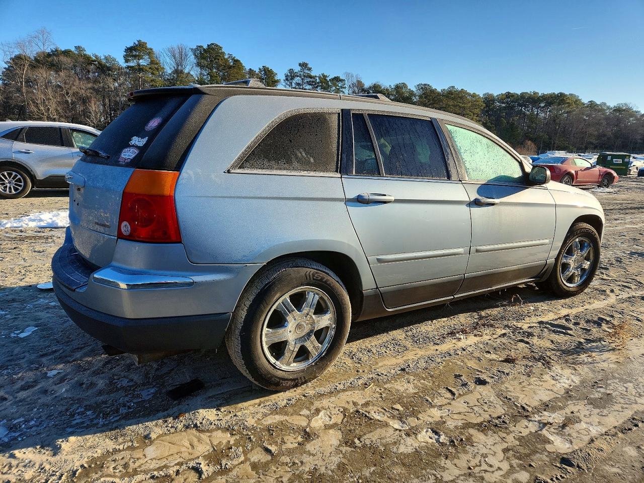 2005 Chrysler Pacifica Touring Silver vin: 2C8GF68465R502563