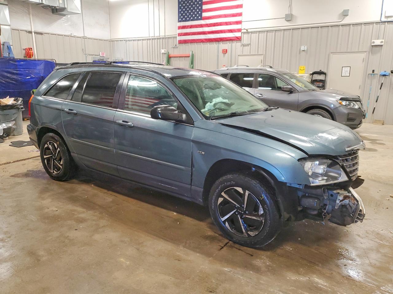 2004 Chrysler Pacifica Gray vin: 2C8GF68474R633984