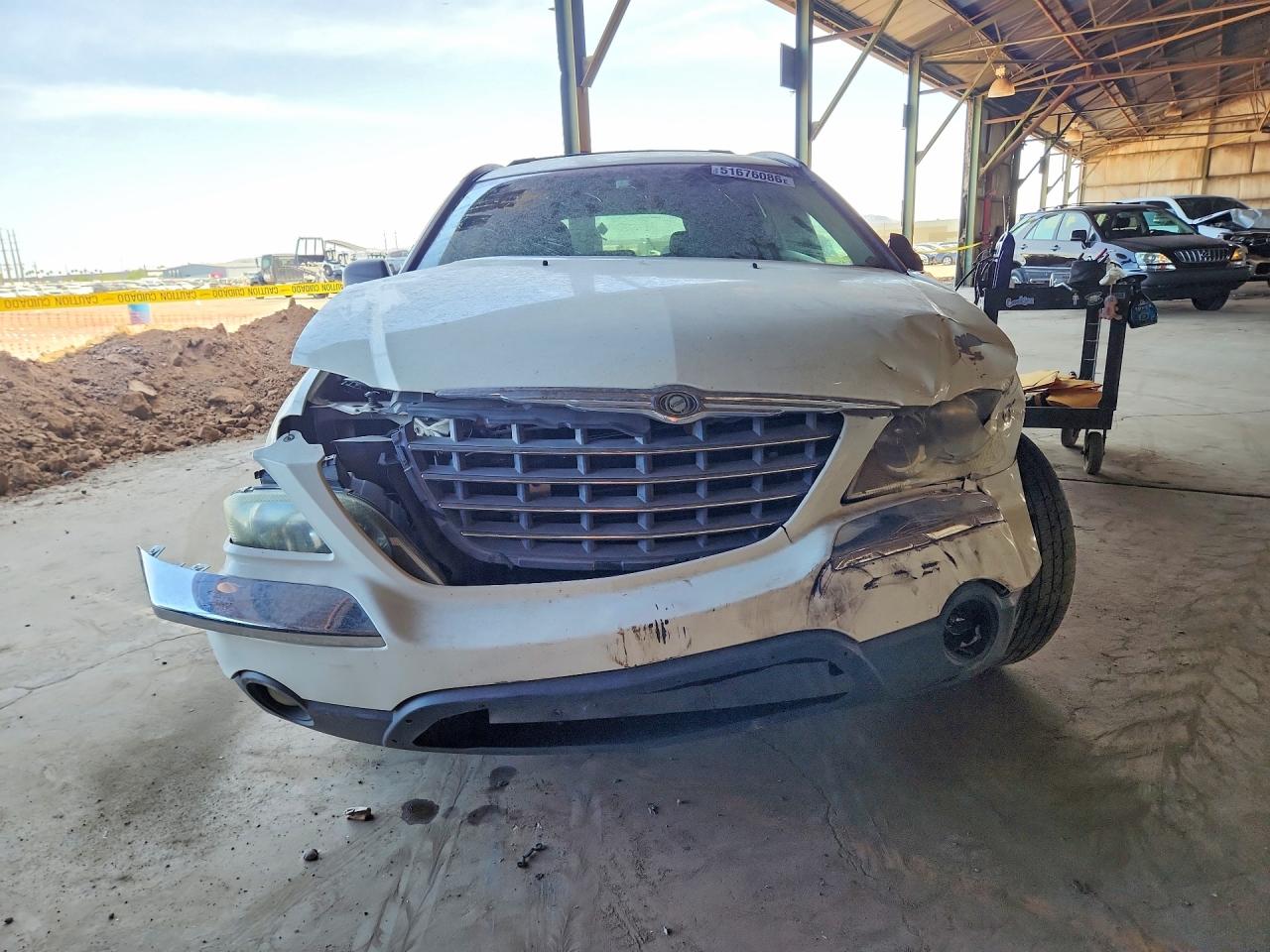 2005 Chrysler Pacifica Touring White vin: 2C8GF68495R664705