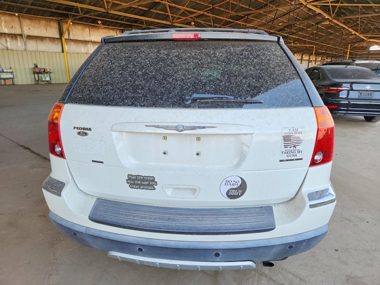 2005 Chrysler Pacifica Touring White vin: 2C8GF68495R664705