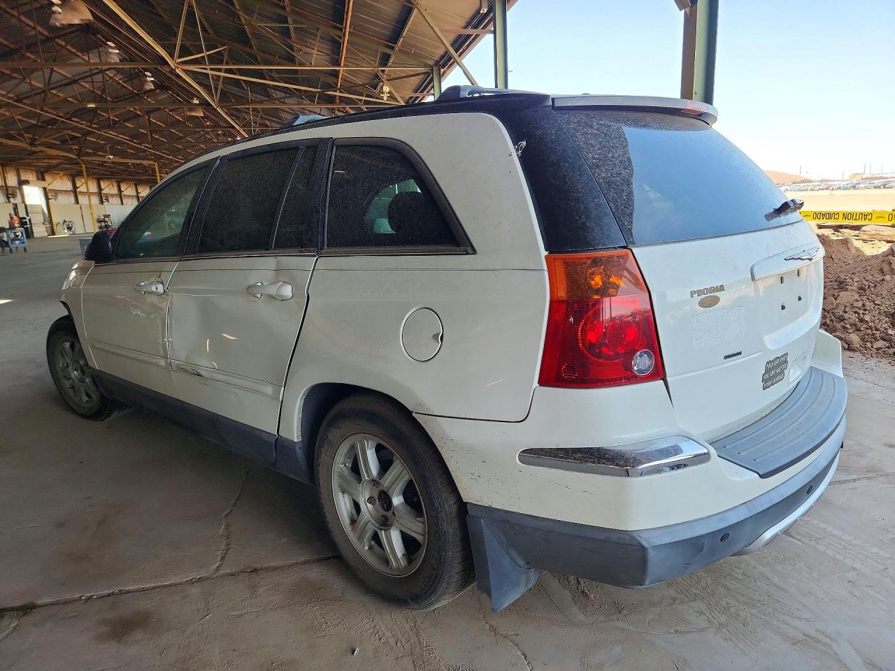 2005 Chrysler Pacifica Touring White vin: 2C8GF68495R664705
