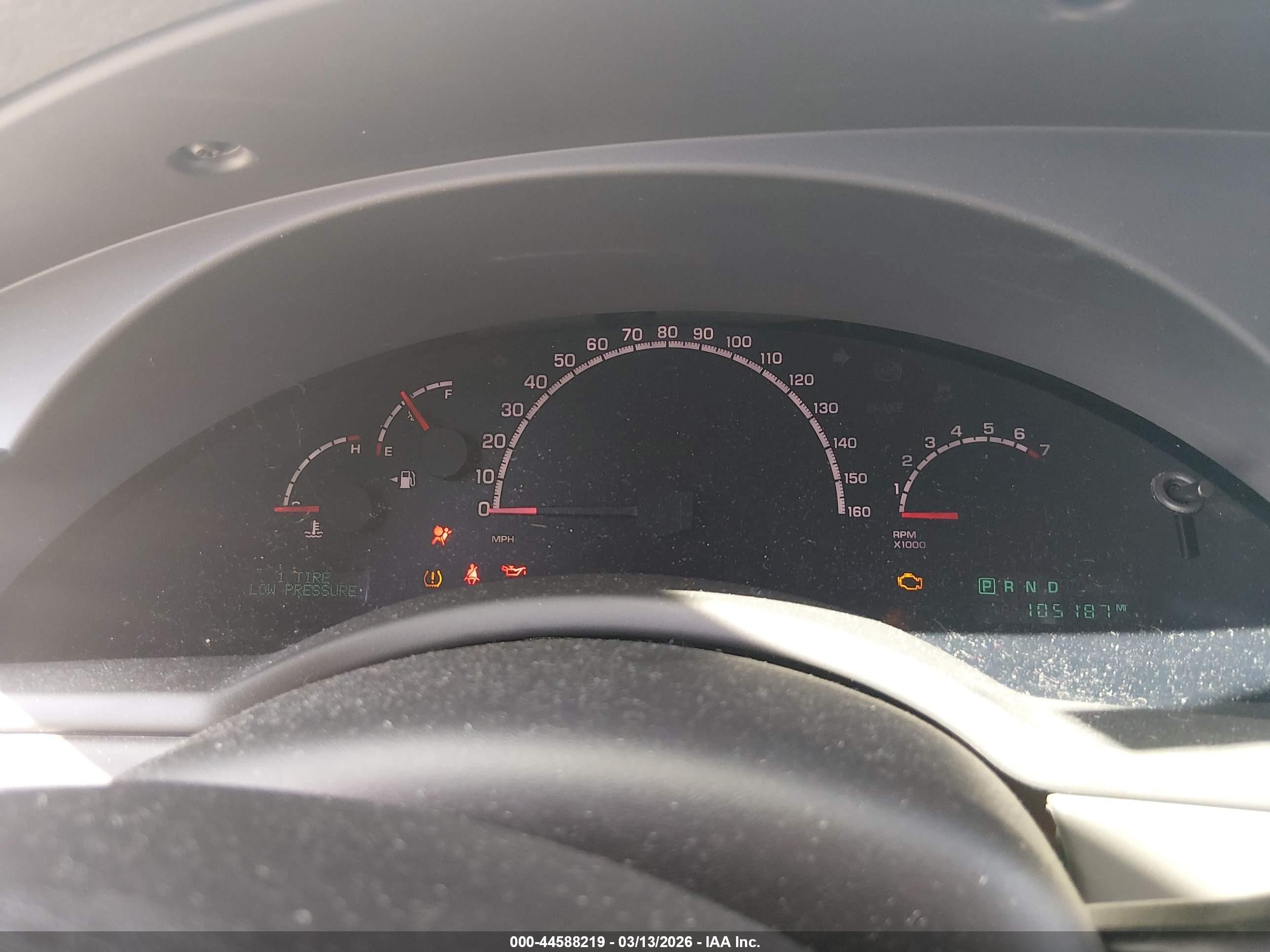 2004 Chrysler Pacifica   Серый vin: 2C8GF684X4R580651