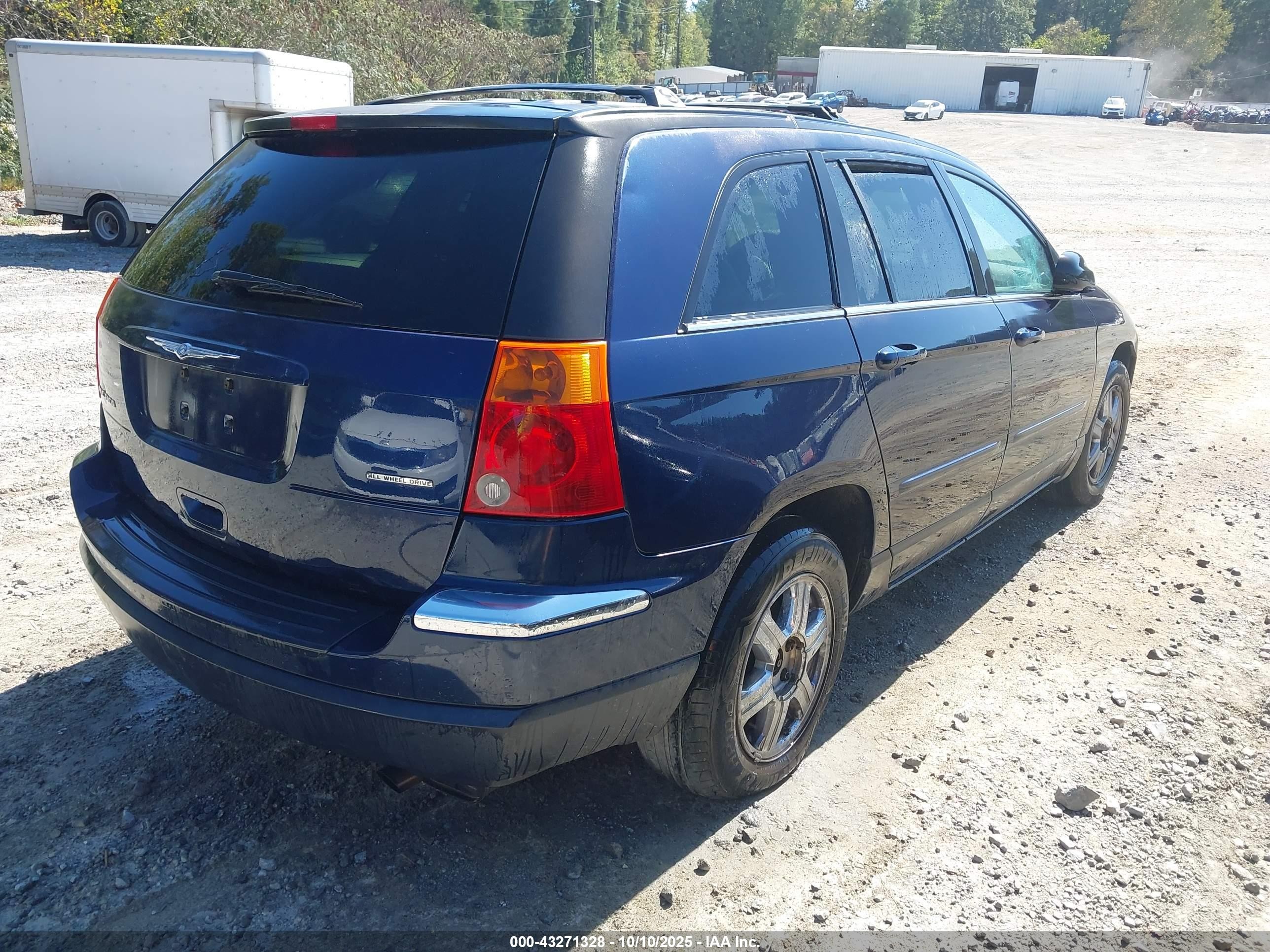 2004 Chrysler Pacifica   Синий vin: 2C8GF684X4R639228