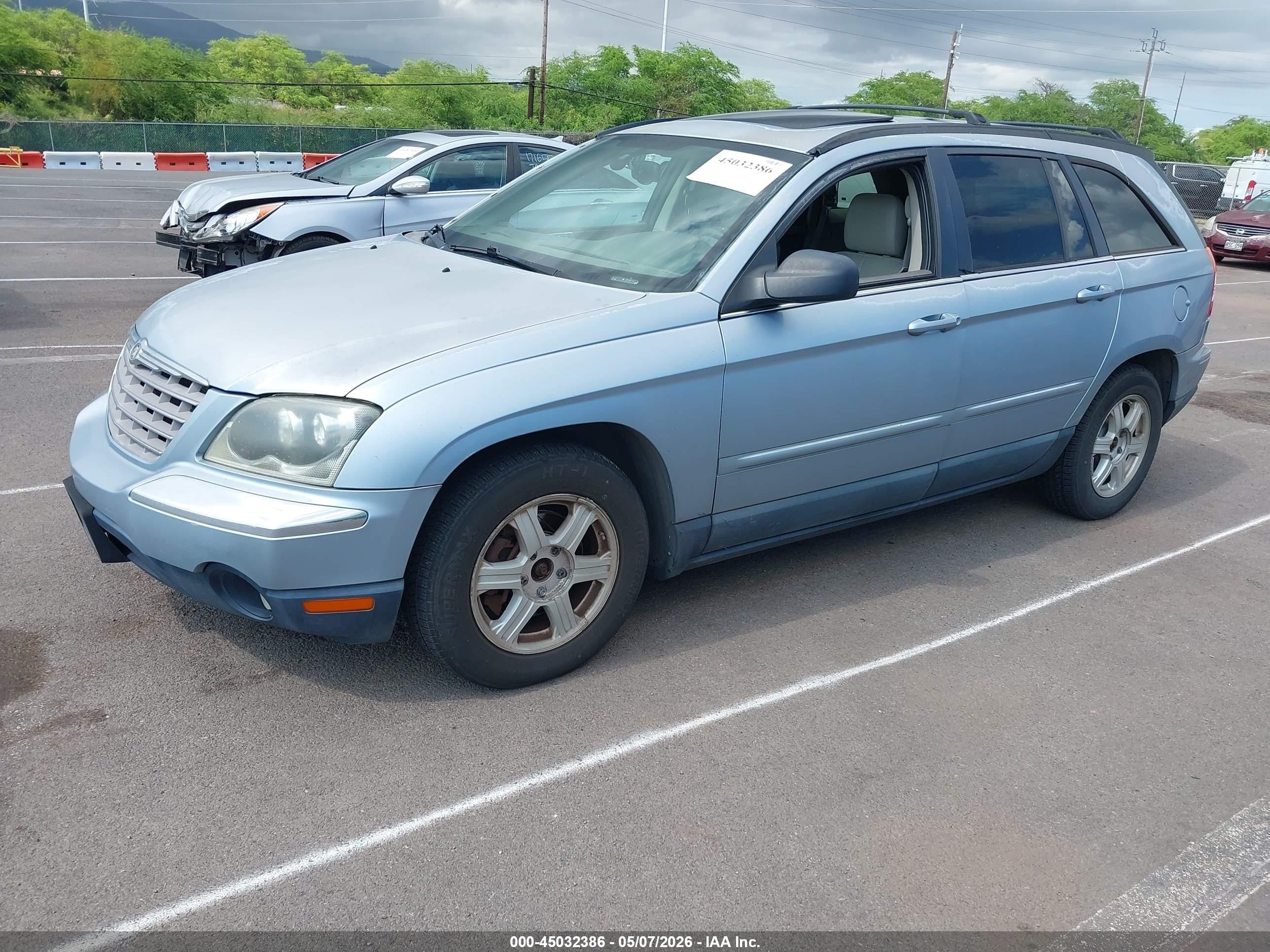 2005 Chrysler Pacifica Touring Blue vin: 2C8GF684X5R248243