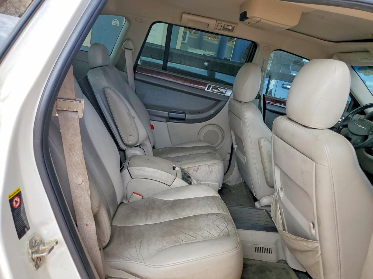 2005 Chrysler Pacifica Touring White vin: 2C8GM68425R669122