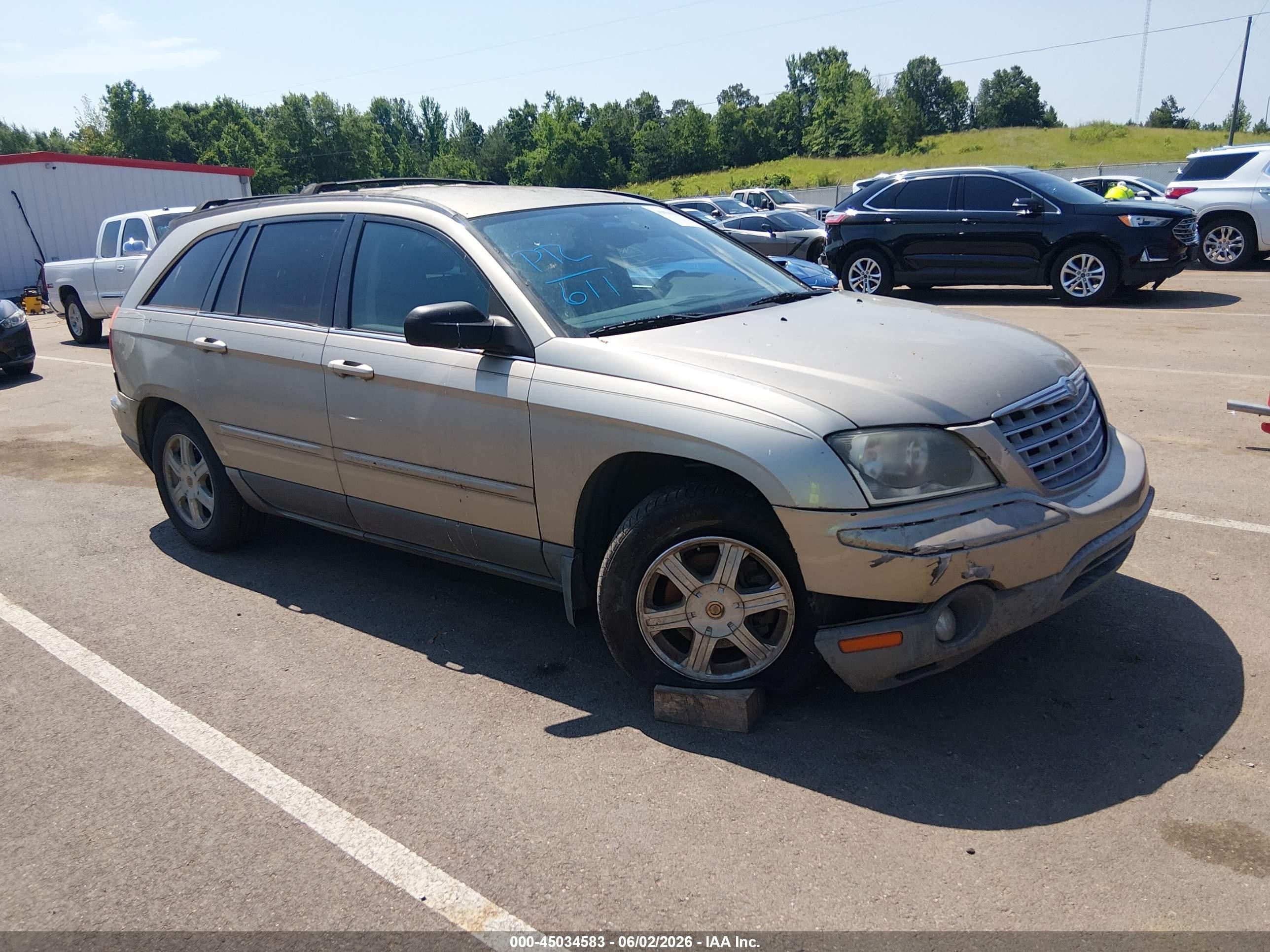 2004 Chrysler Pacifica   Beige vin: 2C8GM68434R573479