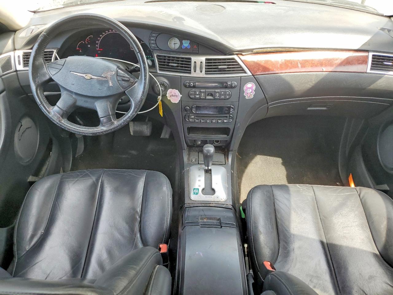 2004 Chrysler Pacifica Gold vin: 2C8GM68444R389118