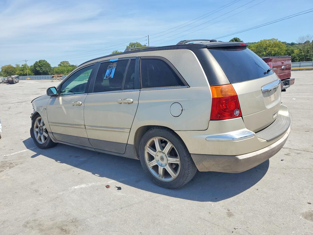 2005 Chrysler Pacifica Touring Gold vin: 2C8GM68445R382106