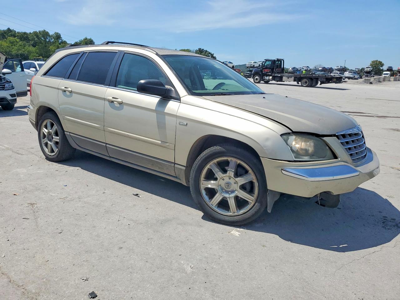 2005 Chrysler Pacifica Touring Gold vin: 2C8GM68445R382106