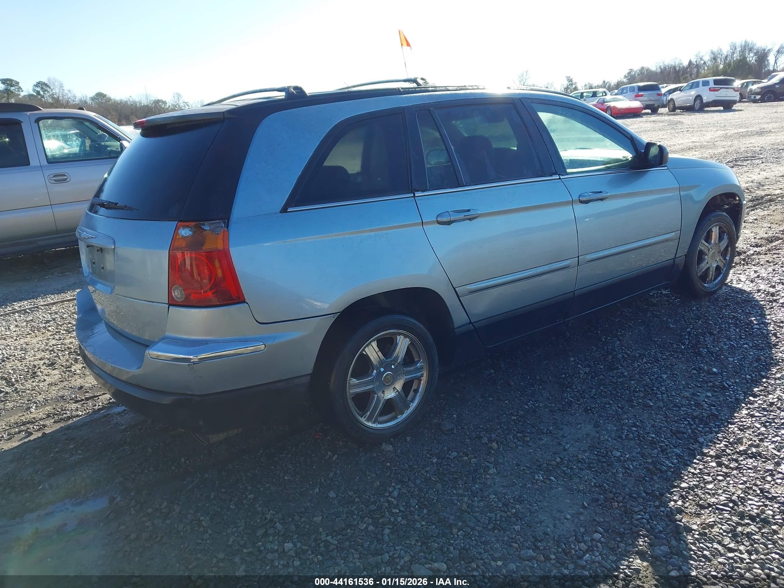 2004 Chrysler Pacifica   Light Blue vin: 2C8GM68454R559566