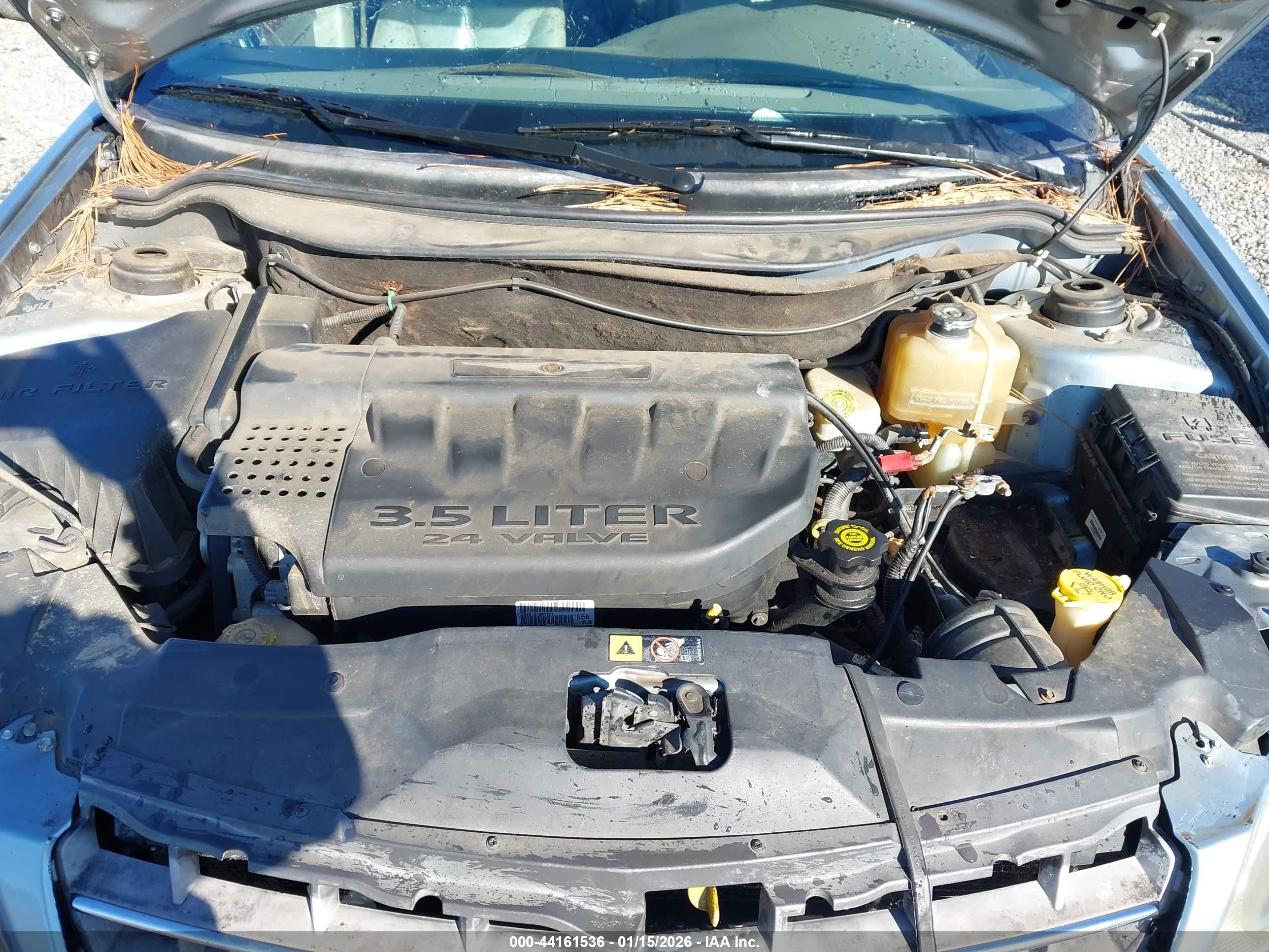 2004 Chrysler Pacifica   Light Blue vin: 2C8GM68454R559566