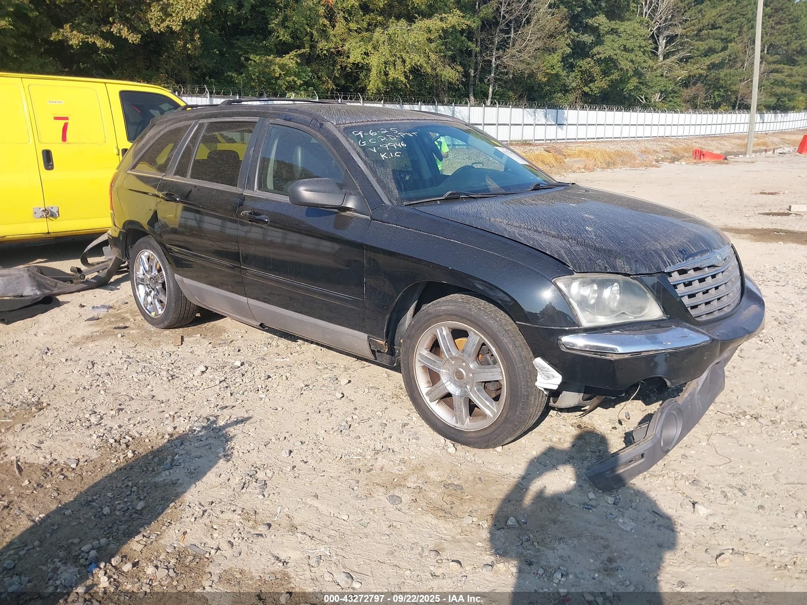 2C8GM68455R299946