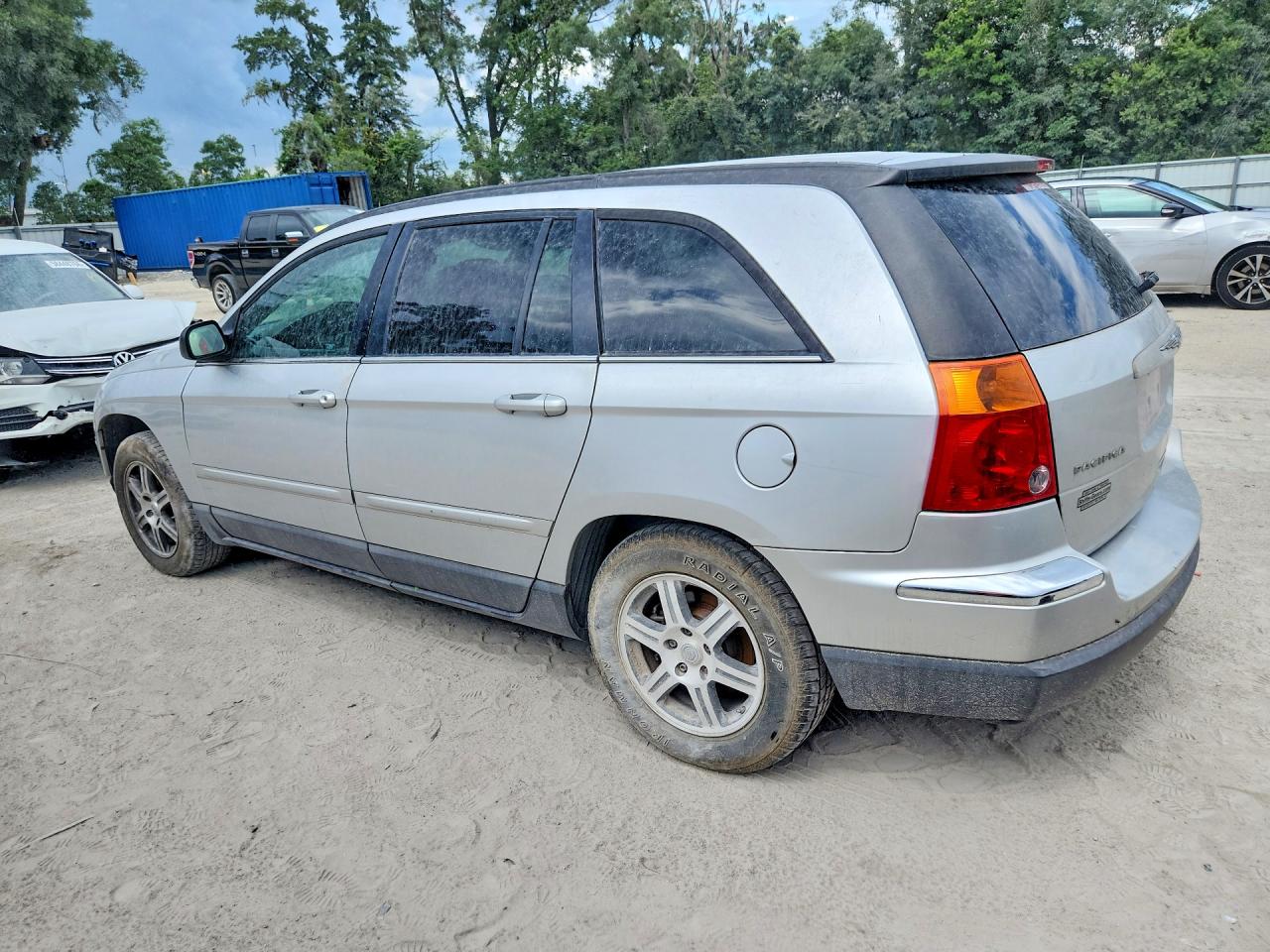 2004 Chrysler Pacifica Серебряный vin: 2C8GM68484R385315