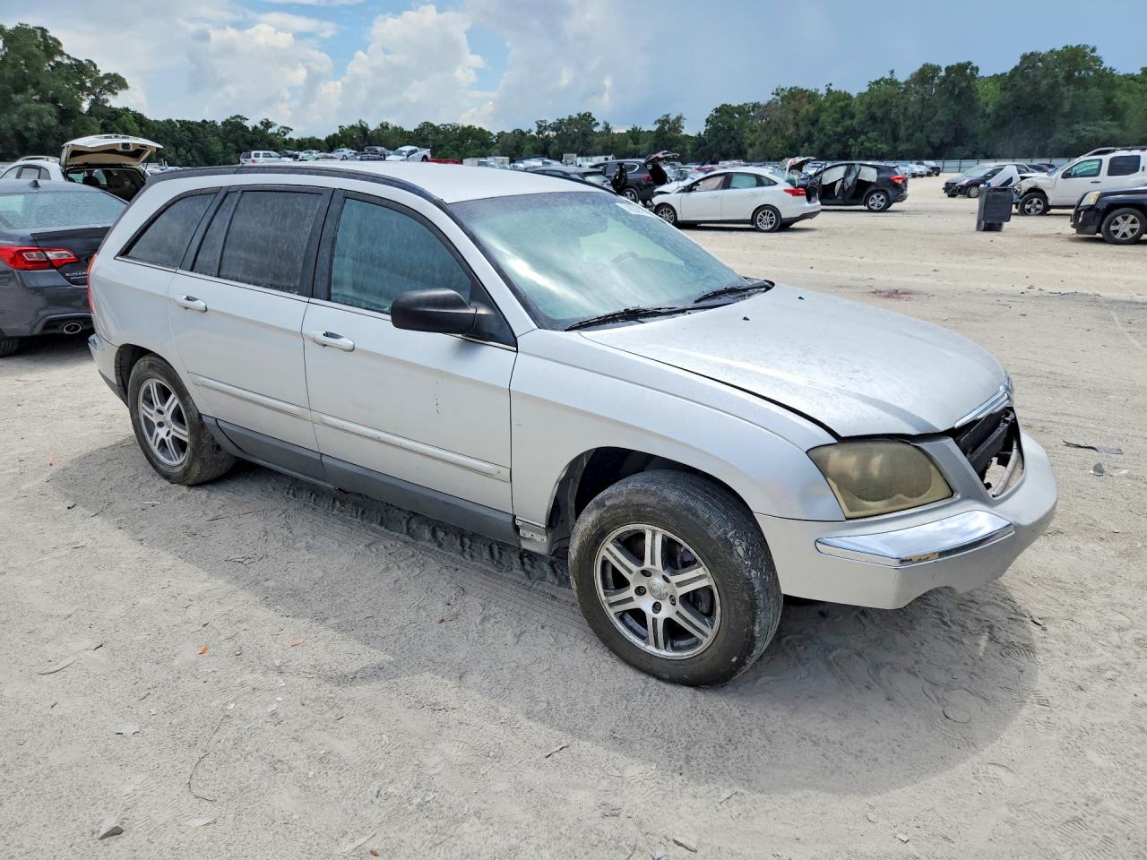 2004 Chrysler Pacifica Серебряный vin: 2C8GM68484R385315