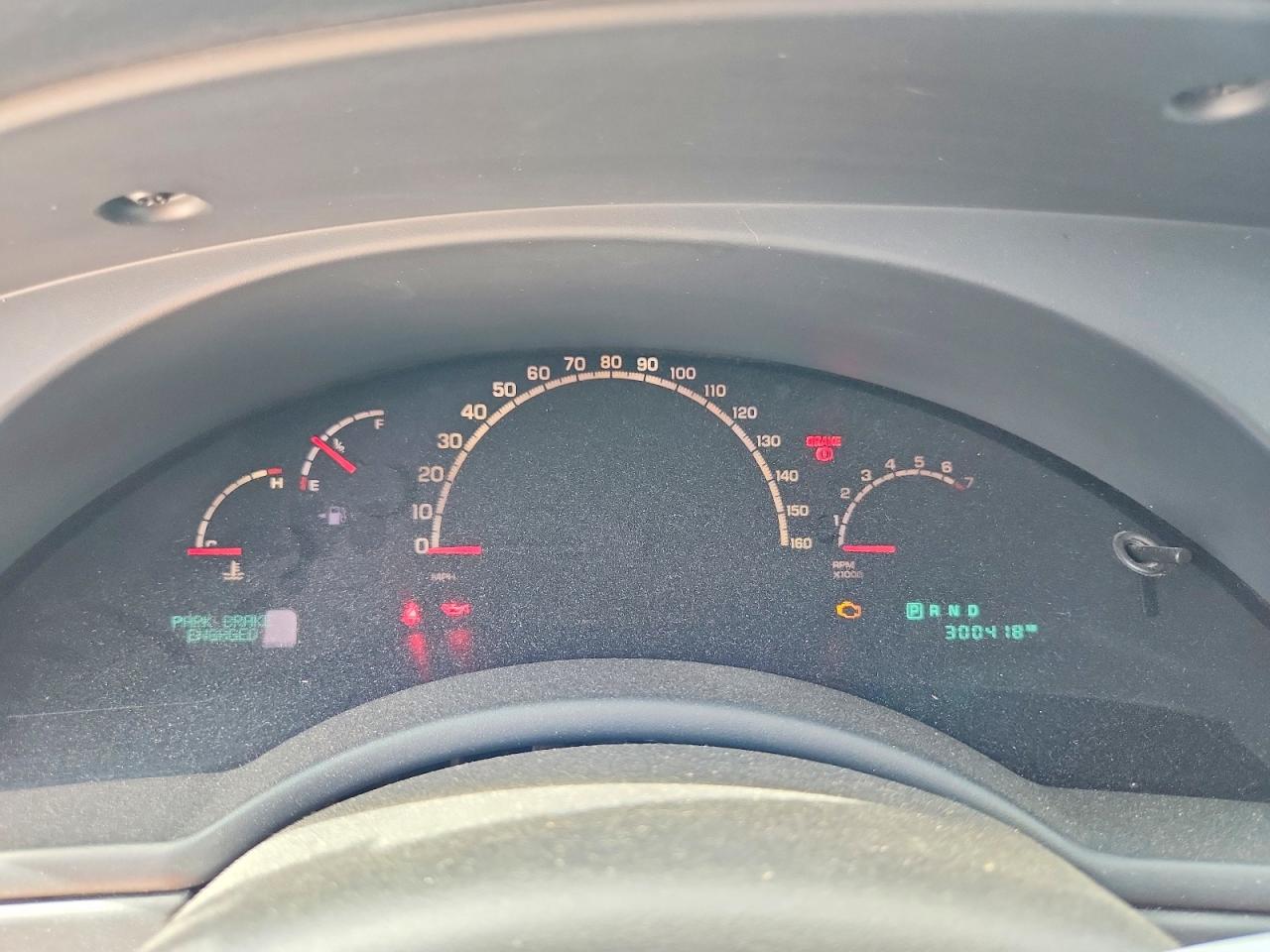 2004 Chrysler Pacifica Серебряный vin: 2C8GM68484R385315