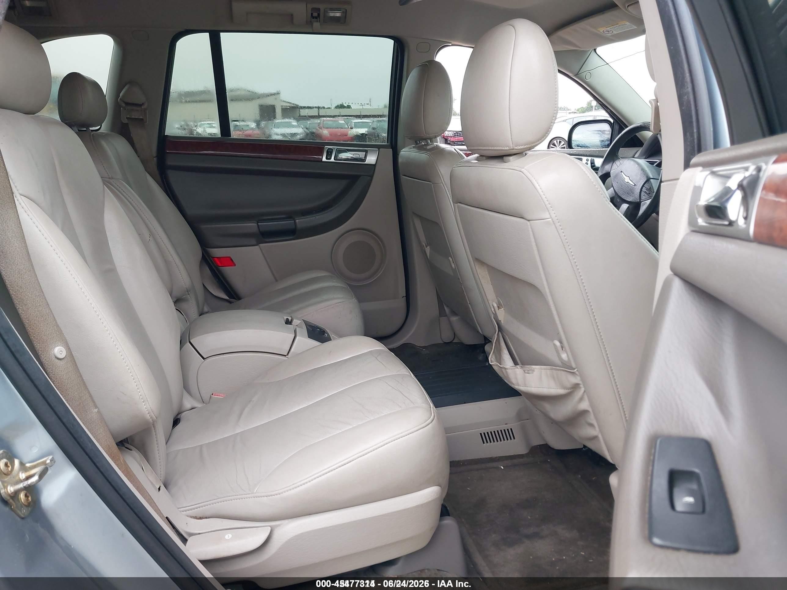 2004 Chrysler Pacifica   Silver vin: 2C8GM68484R619484