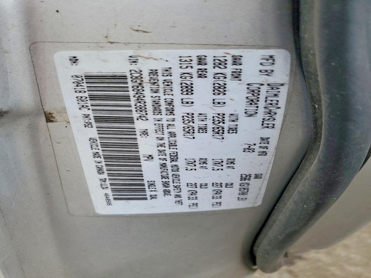 2004 Chrysler Pacifica Silver vin: 2C8GM68494R388742
