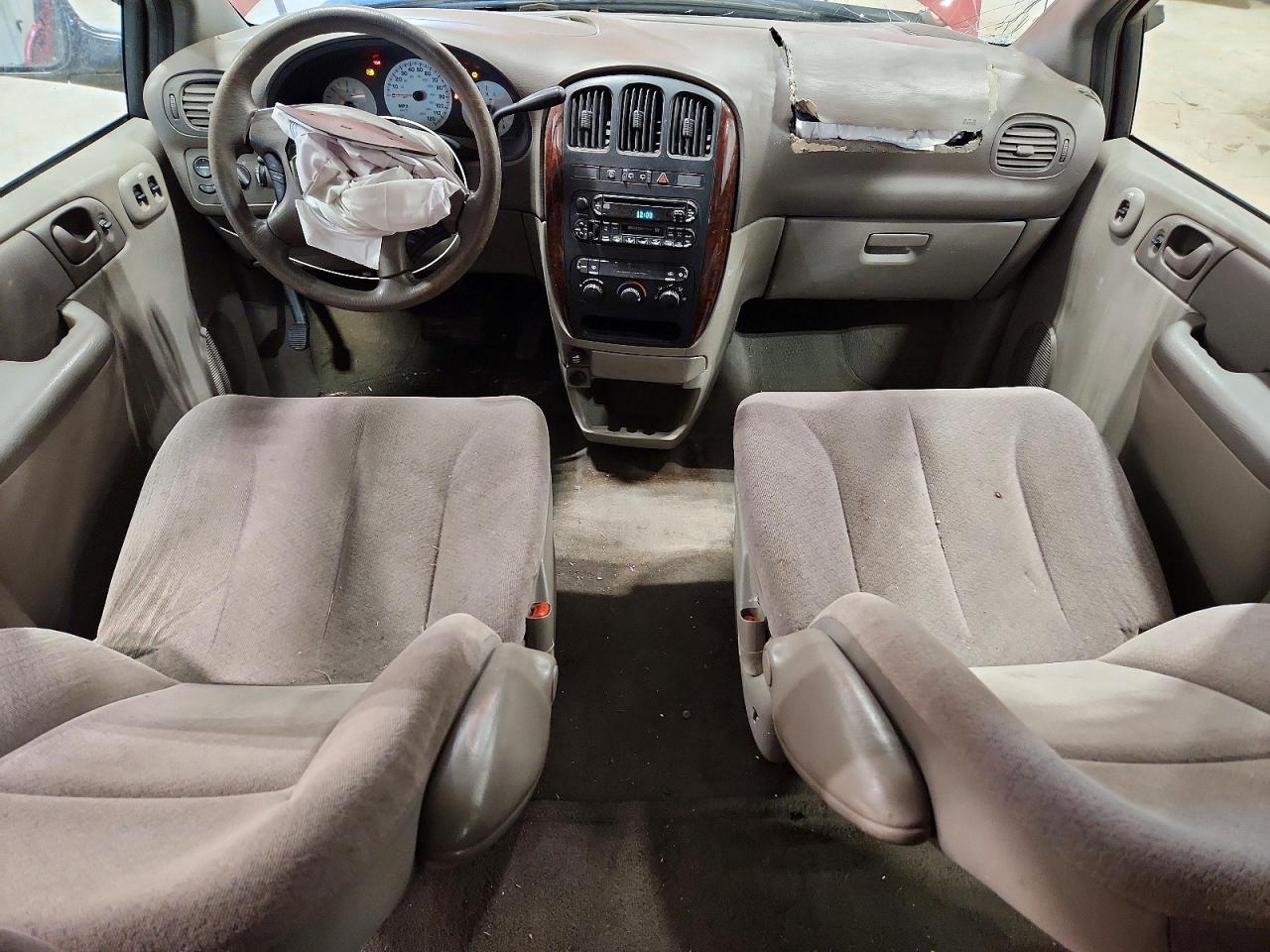 2003 Chrysler Town & Country Burgundy vin: 2C8GP24R43R359911
