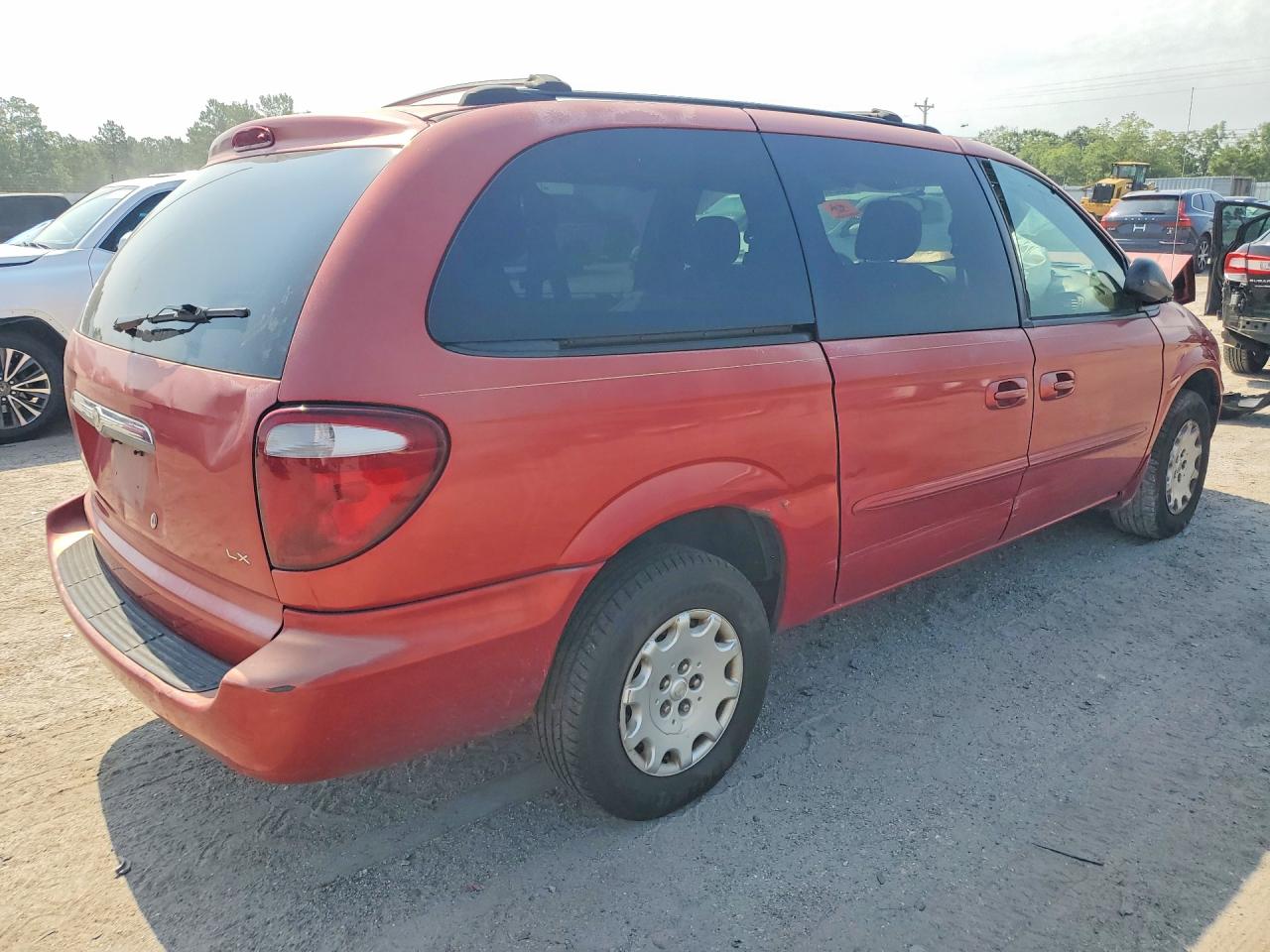 2003 Chrysler Town & Country Lx Red vin: 2C8GP44343R140986
