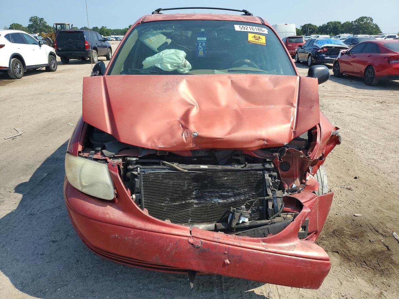 2003 Chrysler Town & Country Lx Red vin: 2C8GP44343R140986