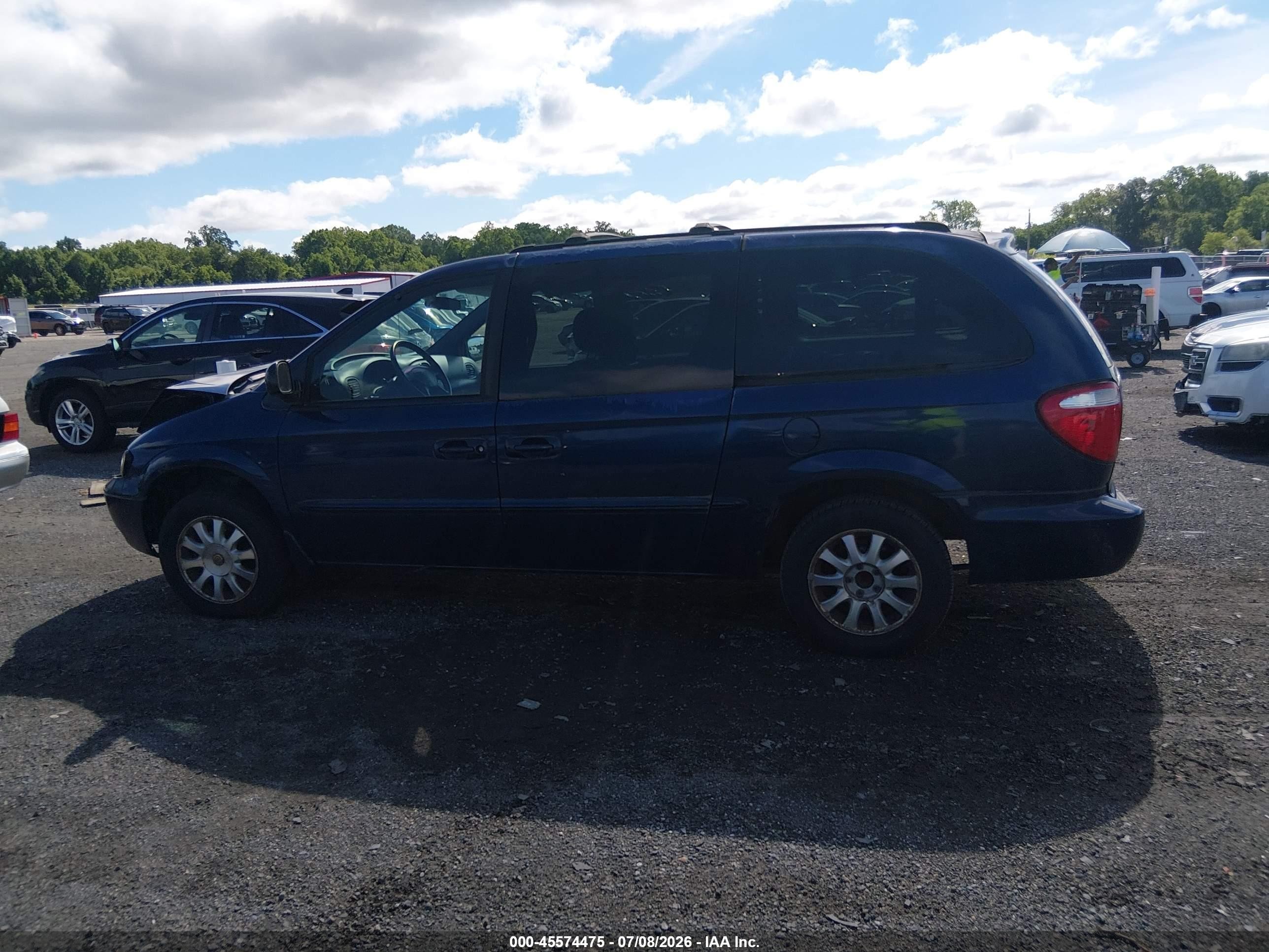 2002 Chrysler Town & Country Lx Blue vin: 2C8GP44382R714214