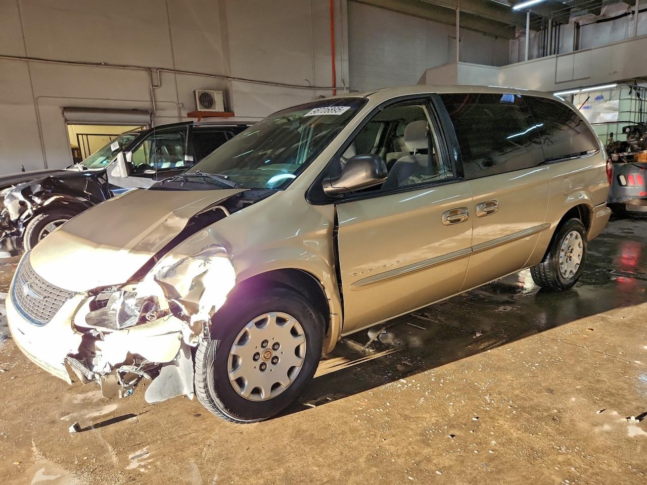 2001 Chrysler Town & Country Lx Tan vin: 2C8GP44G31R115271