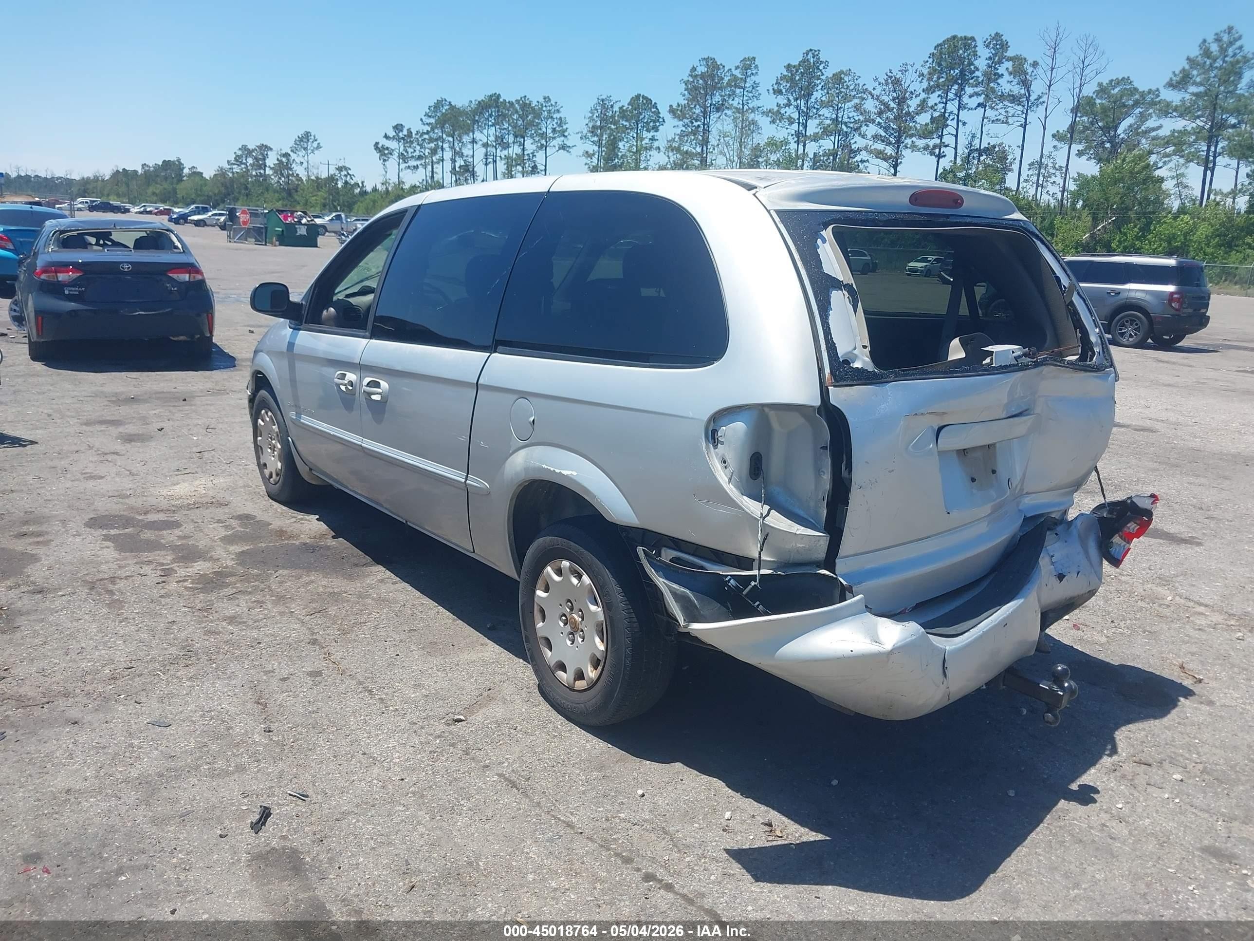 2001 Chrysler Town & Country Lx Silver vin: 2C8GP44G71R113233