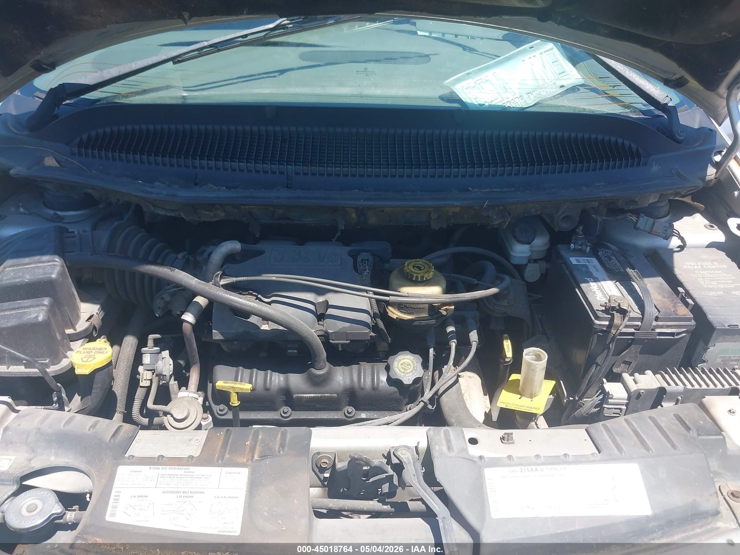 2001 Chrysler Town & Country Lx Silver vin: 2C8GP44G71R113233