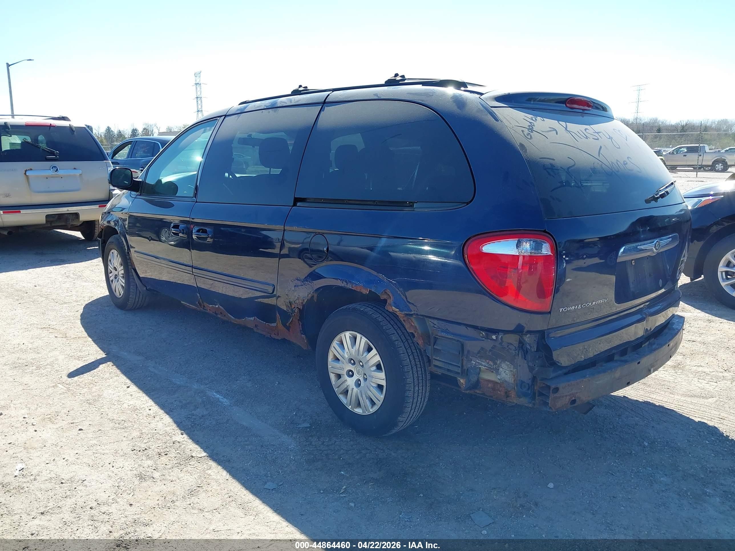 2005 Chrysler Town & Country Lx Blue vin: 2C8GP44R05R217733