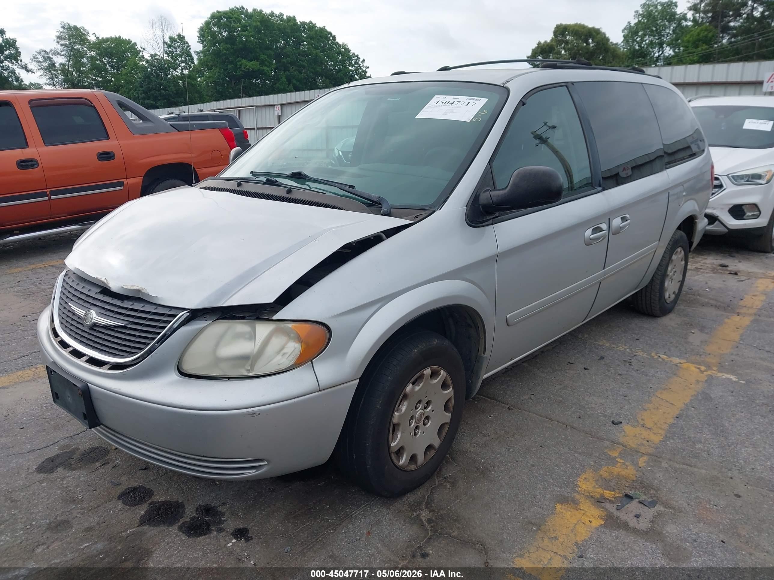 2004 Chrysler Town & Country Lx Silver vin: 2C8GP44R64R508641