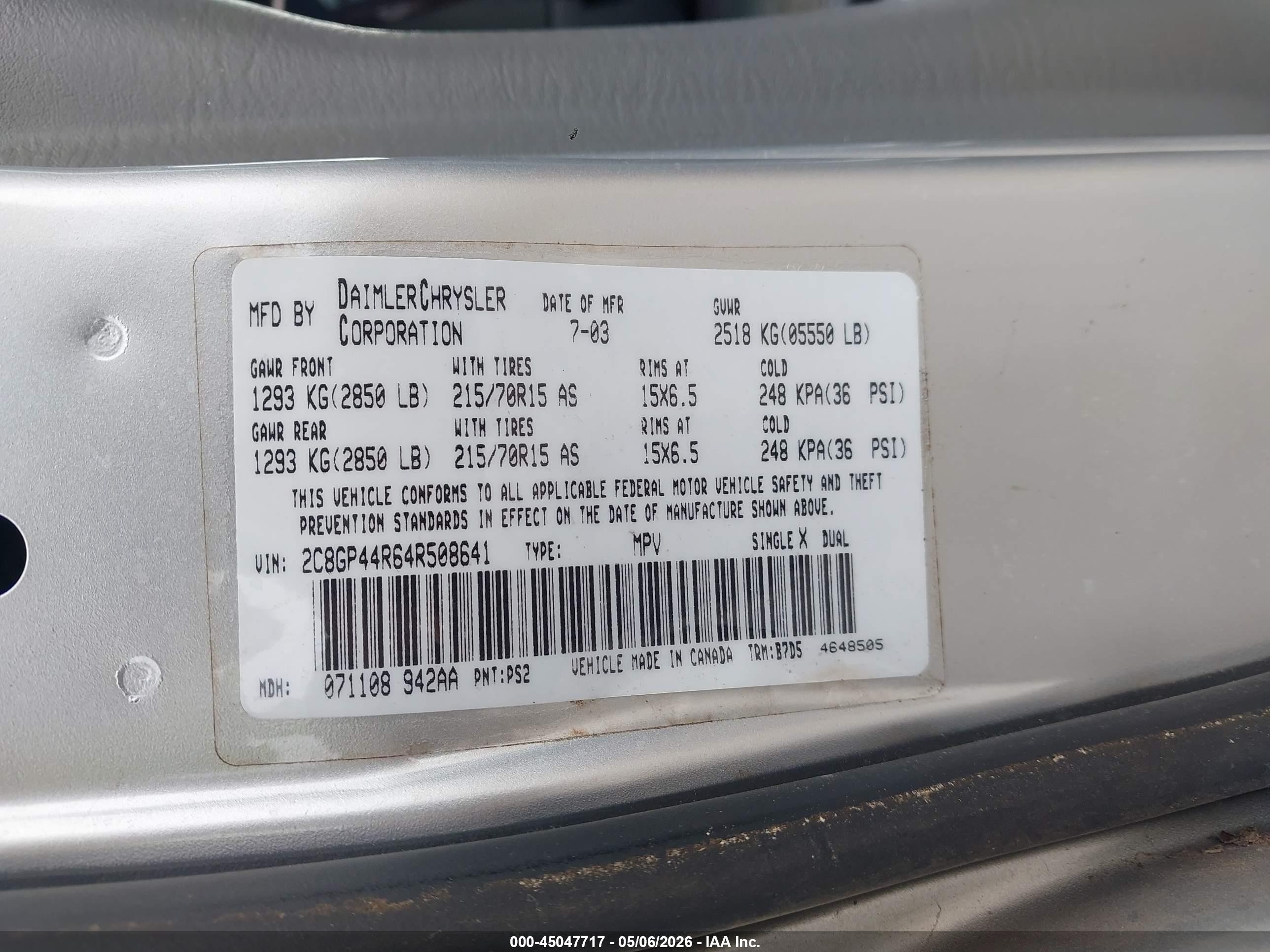 2004 Chrysler Town & Country Lx Silver vin: 2C8GP44R64R508641