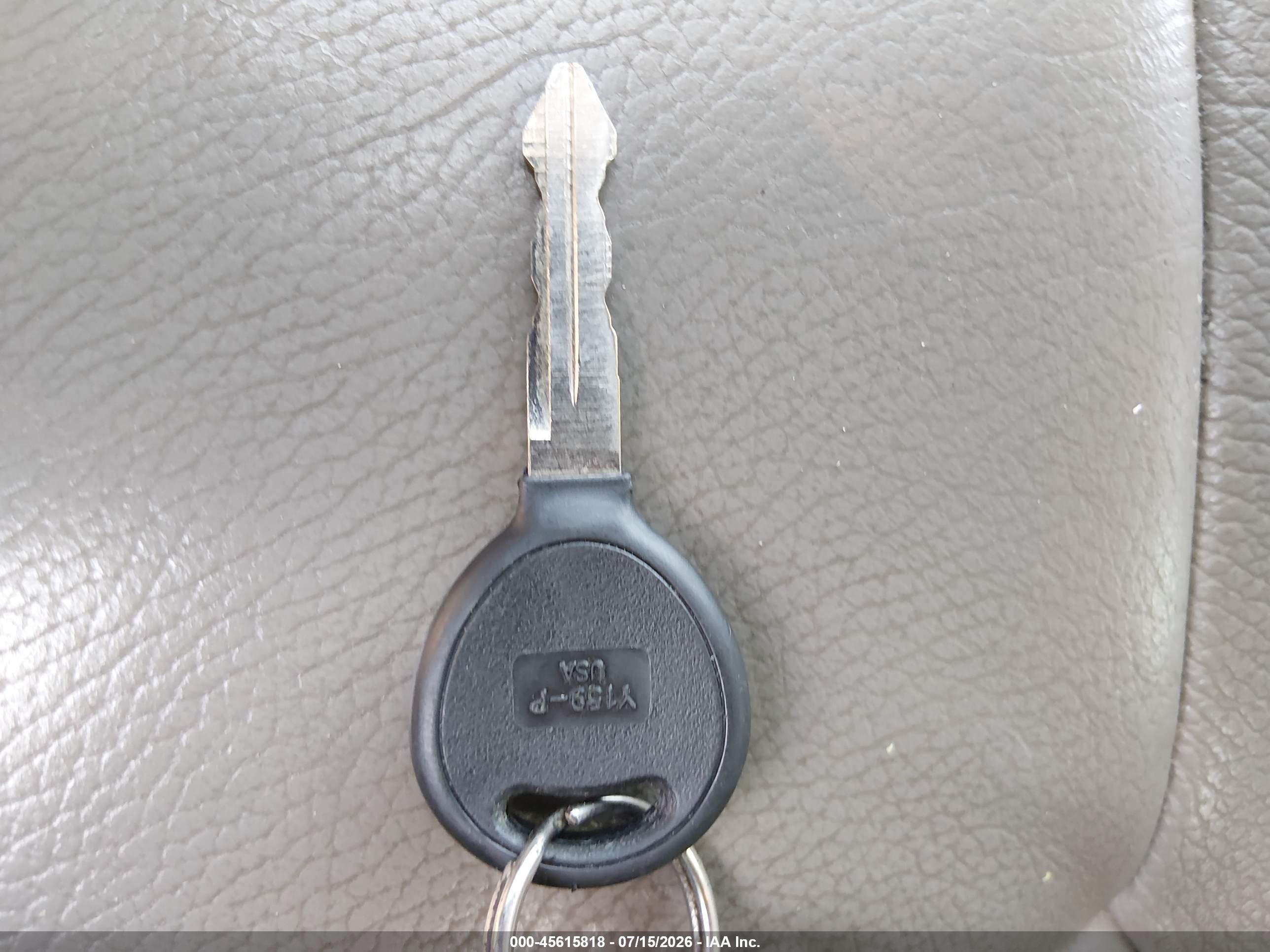 2003 Chrysler Town & Country Lxi Light Blue vin: 2C8GP54L03R145088