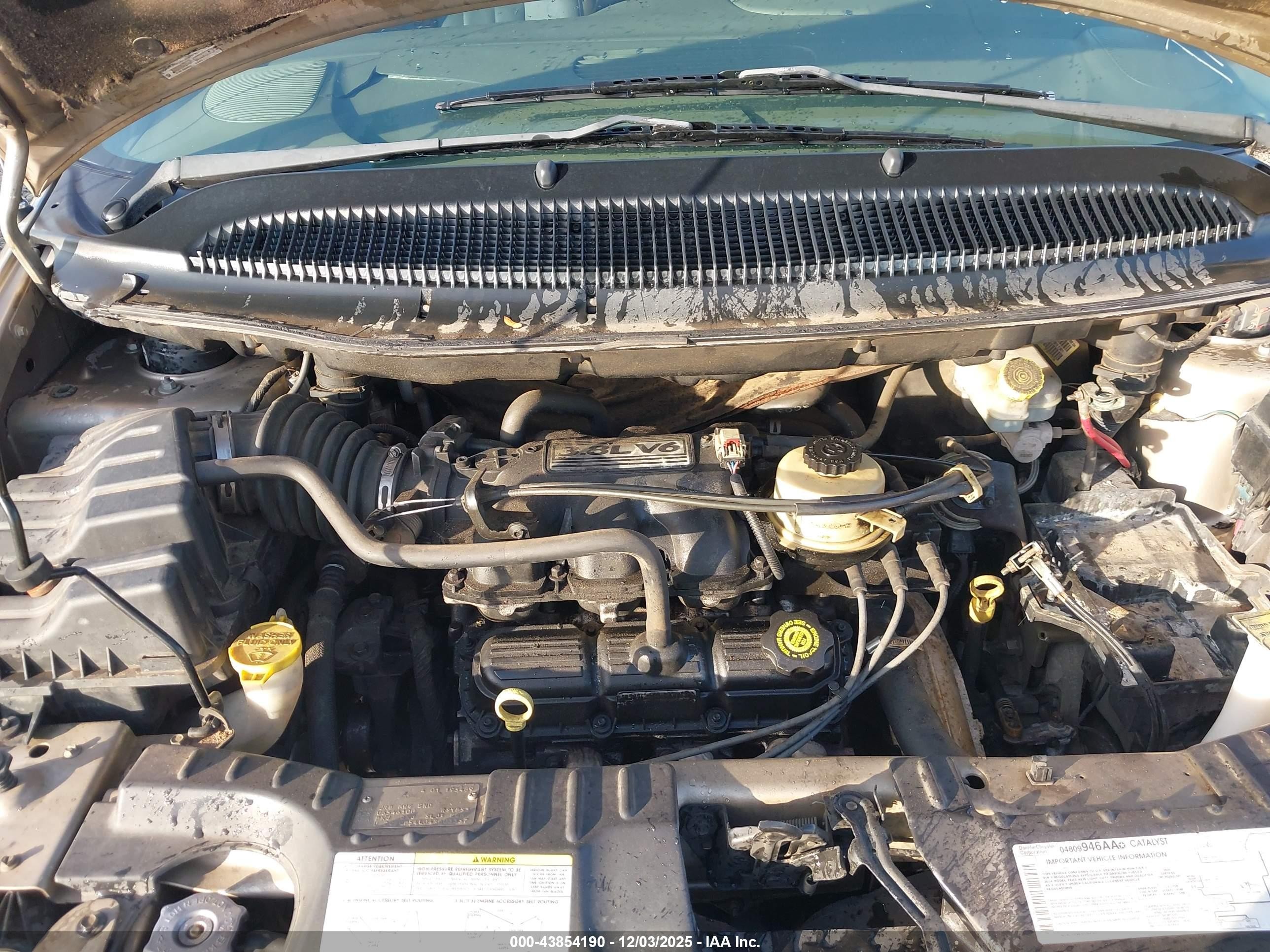2004 Chrysler Town & Country Touring Champagne vin: 2C8GP54L04R603357