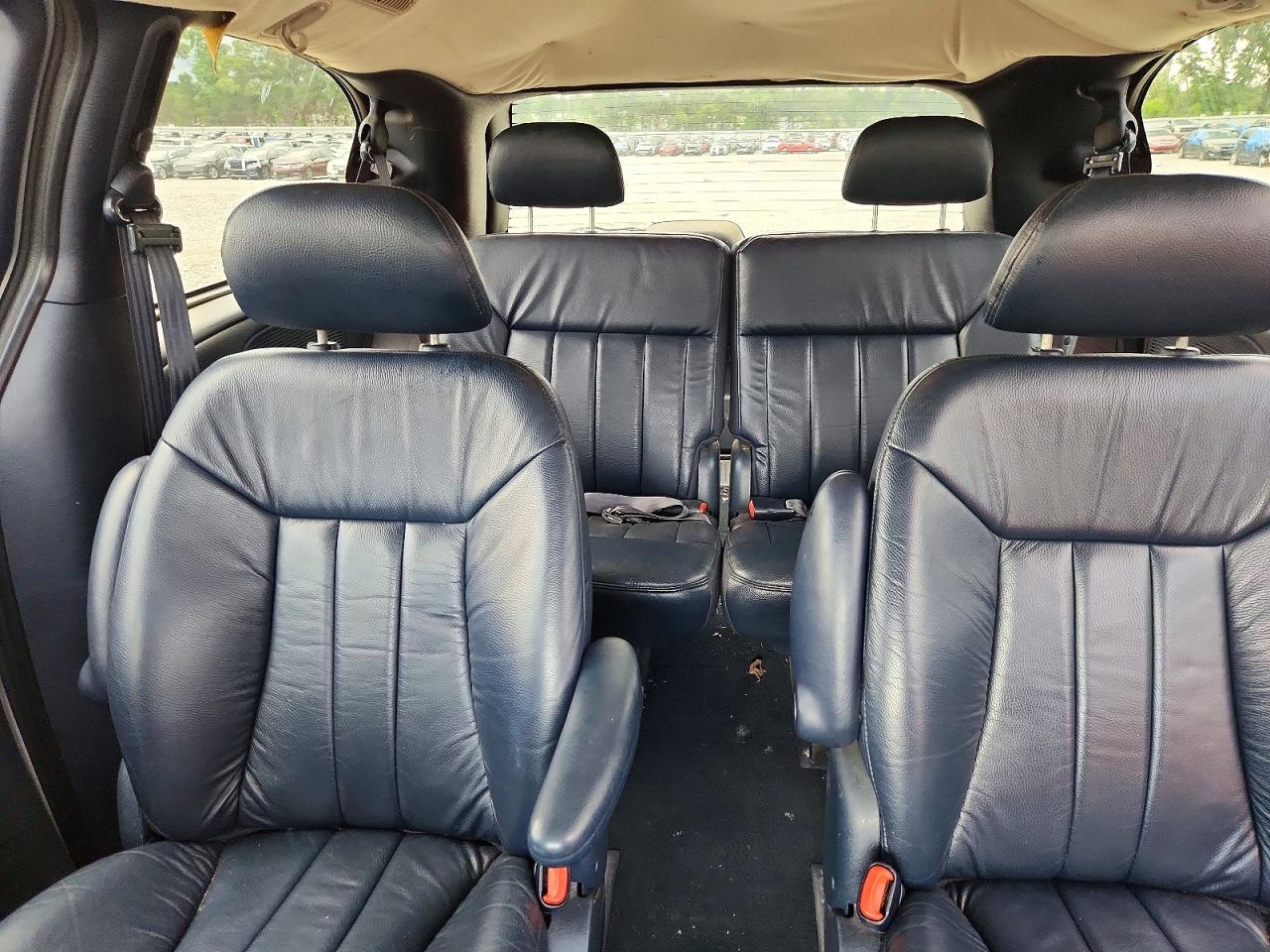 2001 Chrysler Town & Country Lxi Синий vin: 2C8GP54L11R236755