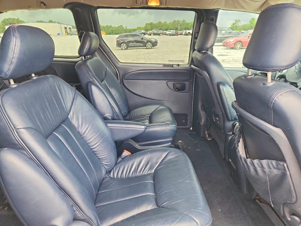 2001 Chrysler Town & Country Lxi Синий vin: 2C8GP54L11R236755
