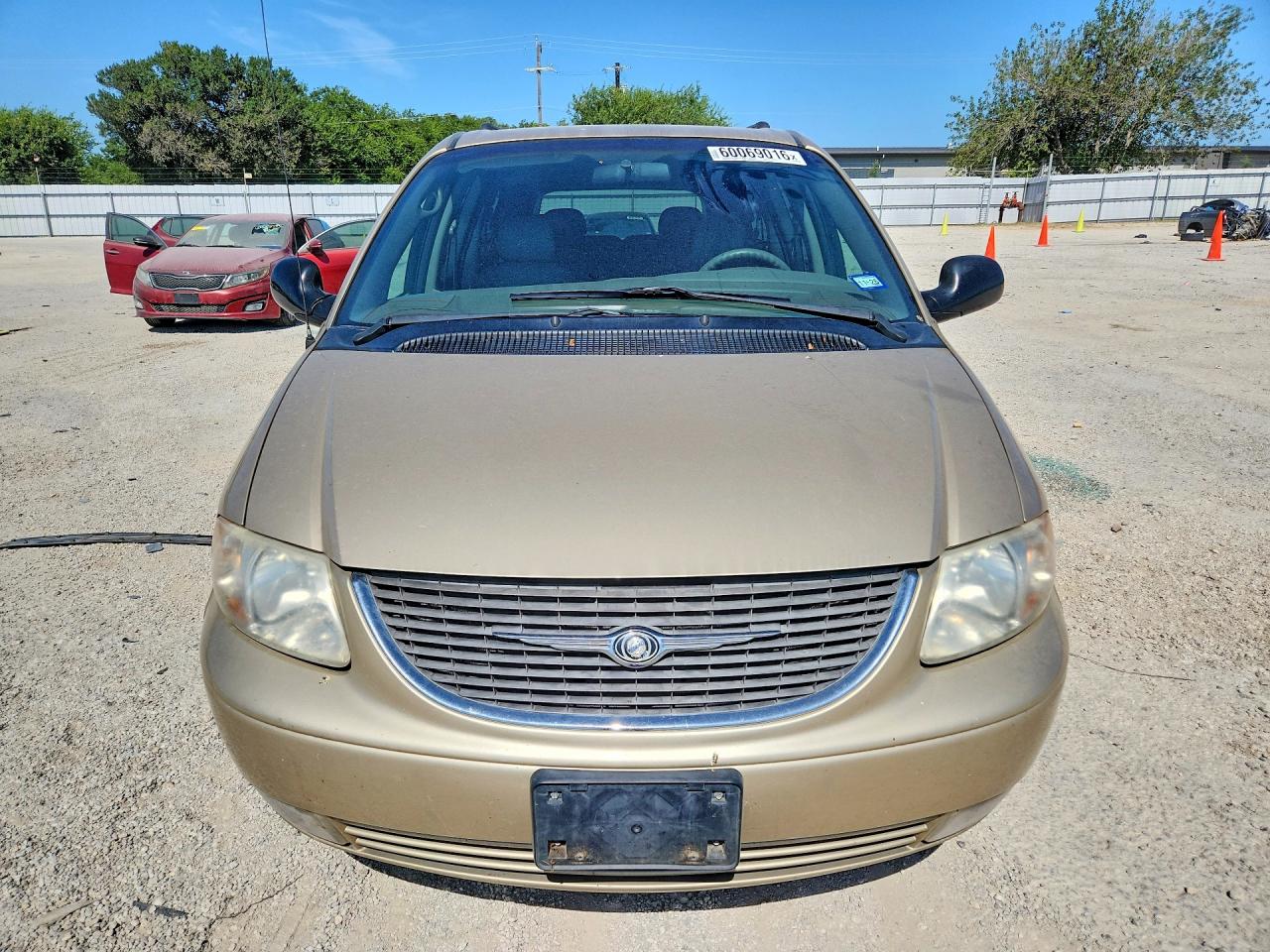 2001 Chrysler Town & Country Lxi Золотой vin: 2C8GP54L11R238019